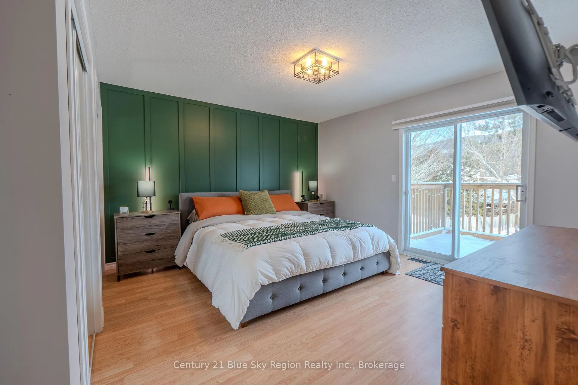 Photo 17 of 529 Pine Street, Mattawa — HOMEH