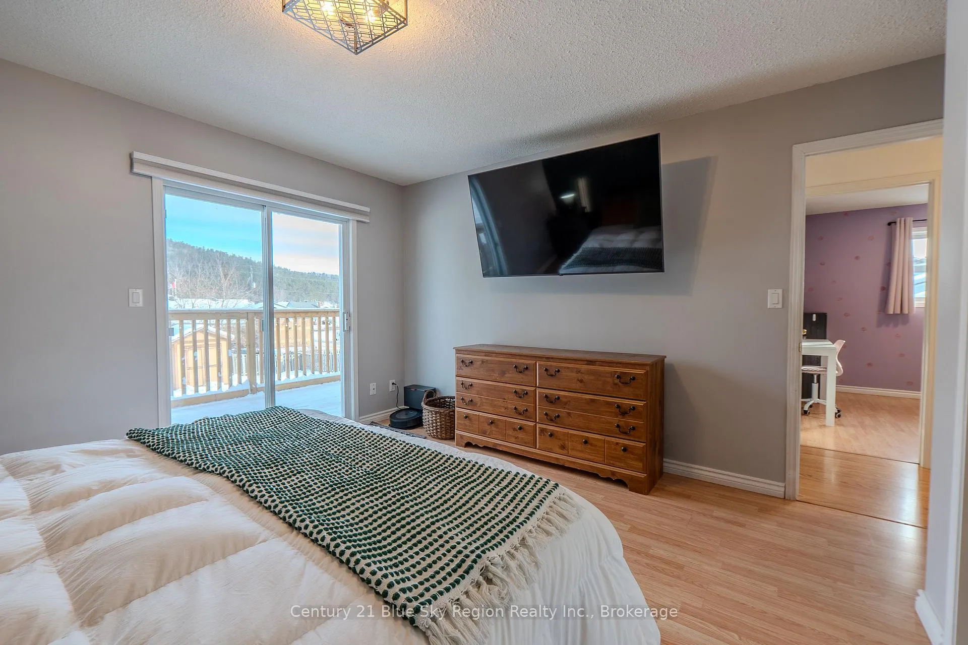 Photo 19 of 529 Pine Street, Mattawa — HOMEH