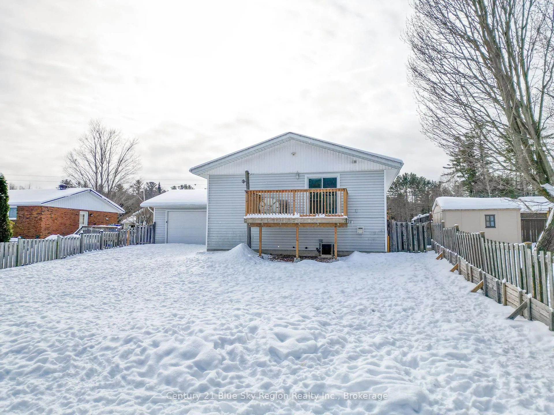Photo 43 of 529 Pine Street, Mattawa — HOMEH