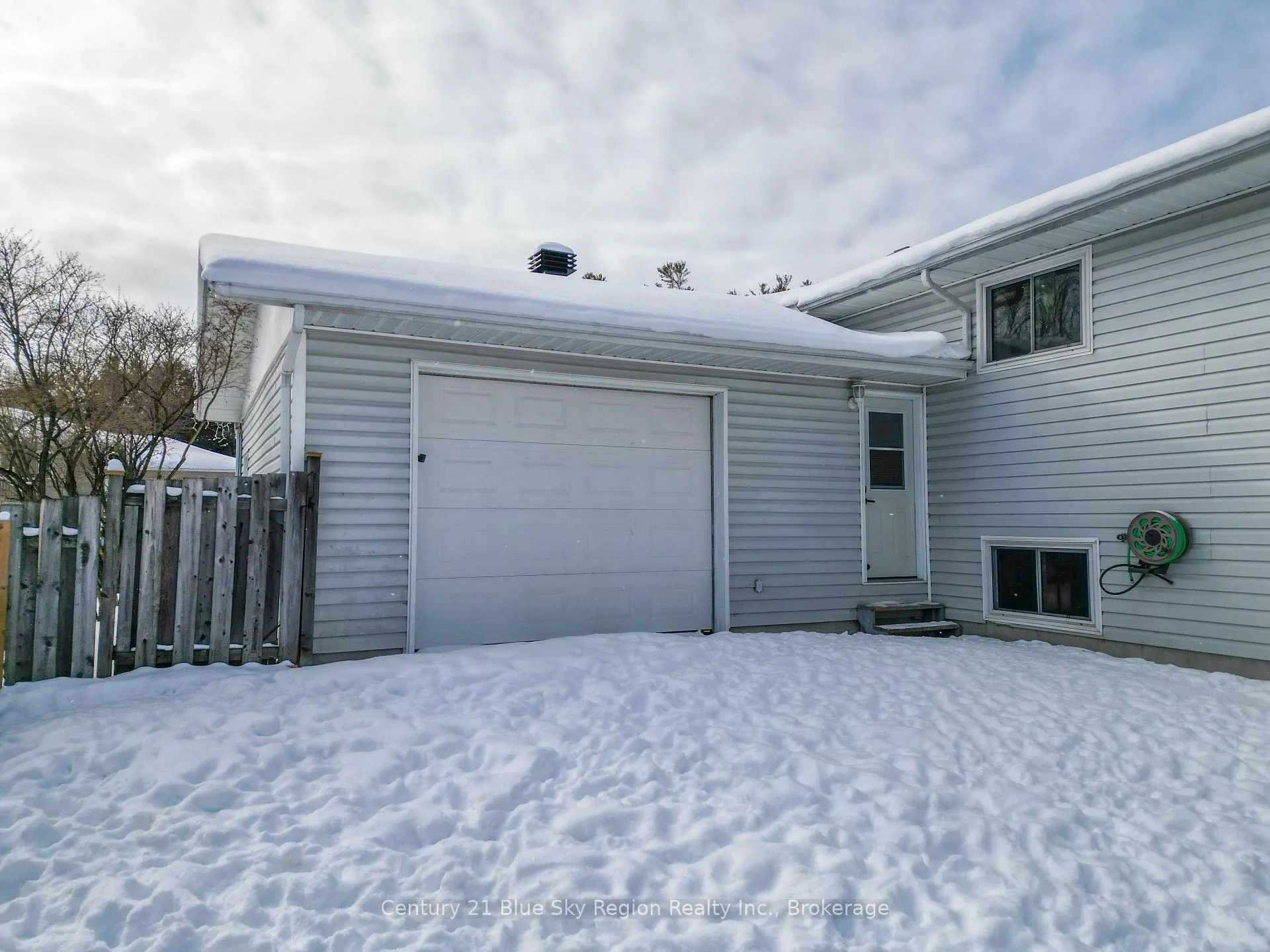 Photo 44 of 529 Pine Street, Mattawa — HOMEH