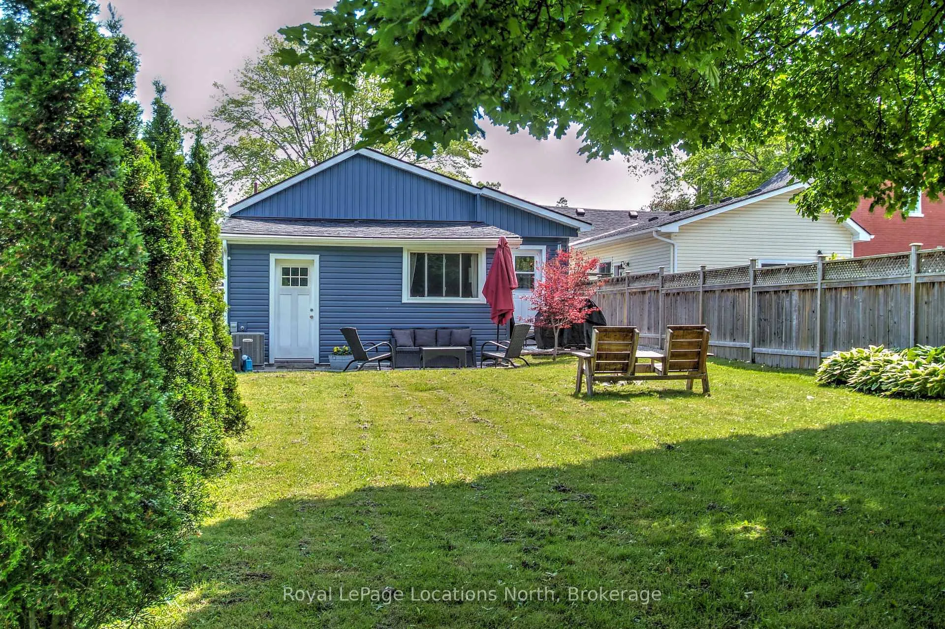 Photo 4 of 260 Cedar Street, Collingwood — HOMEH
