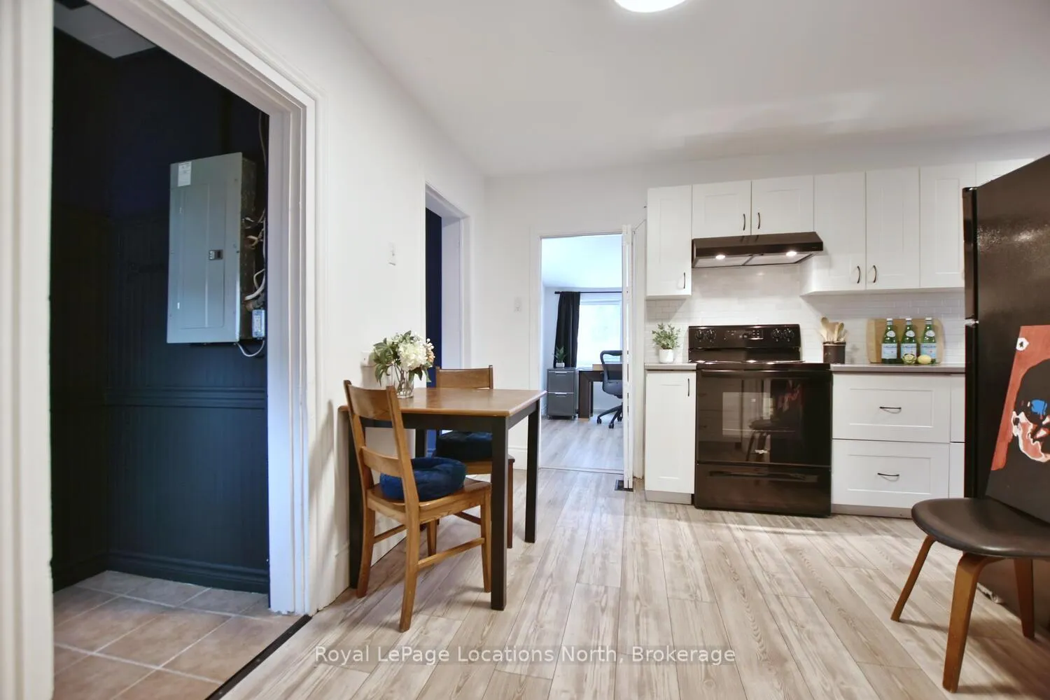 Photo 7 of 260 Cedar Street, Collingwood — HOMEH