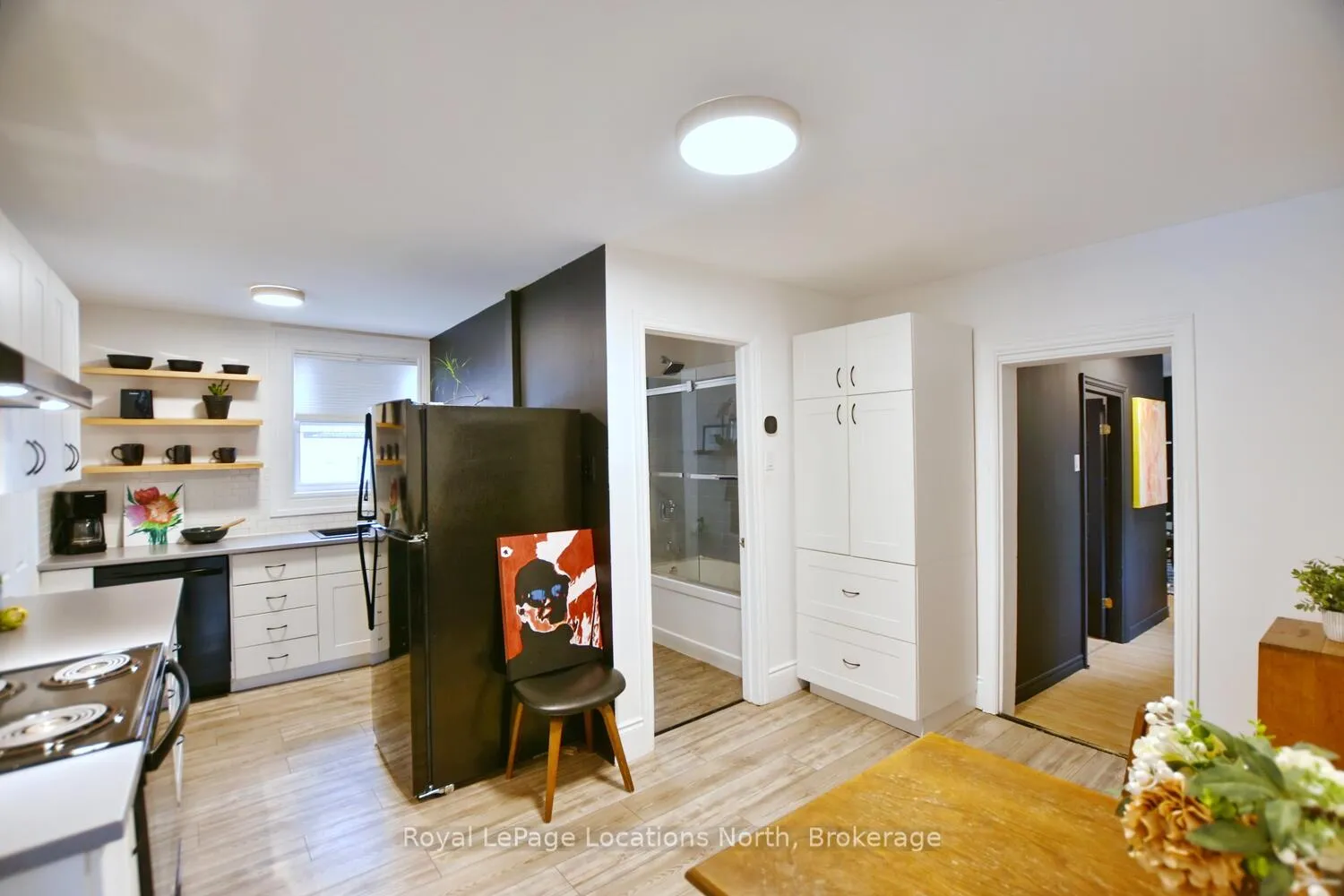 Photo 11 of 260 Cedar Street, Collingwood — HOMEH