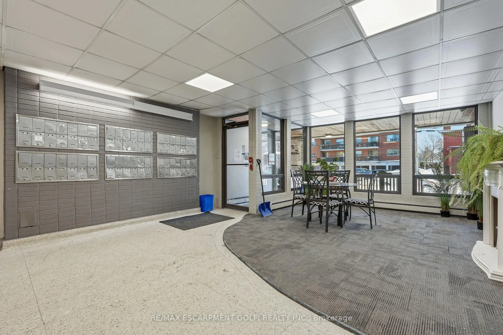 Photo 5 of Unit 505, 30 Summit Avenue, Hamilton, Eastmount — HOMEH
