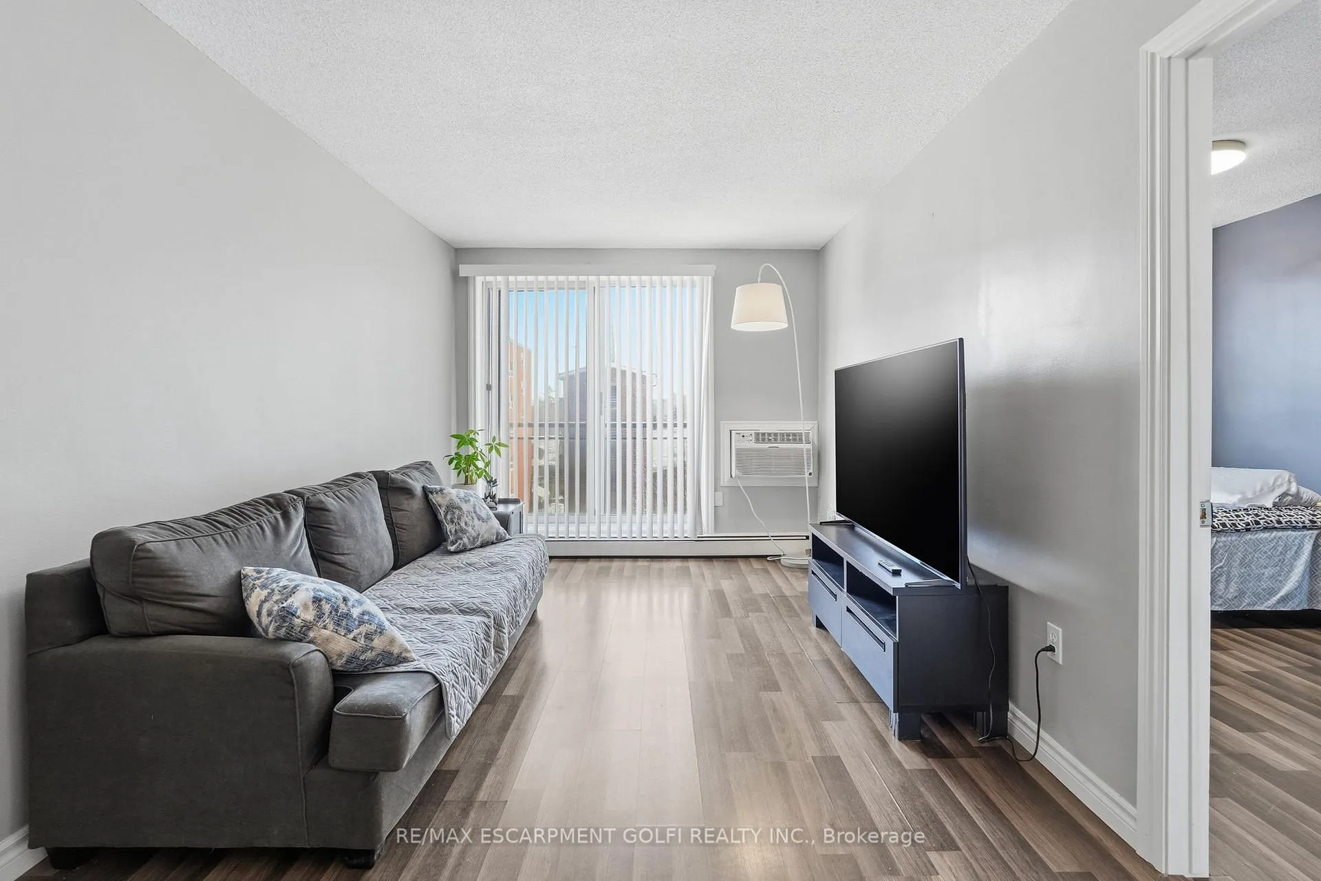 Photo 13 of Unit 505, 30 Summit Avenue, Hamilton, Eastmount — HOMEH