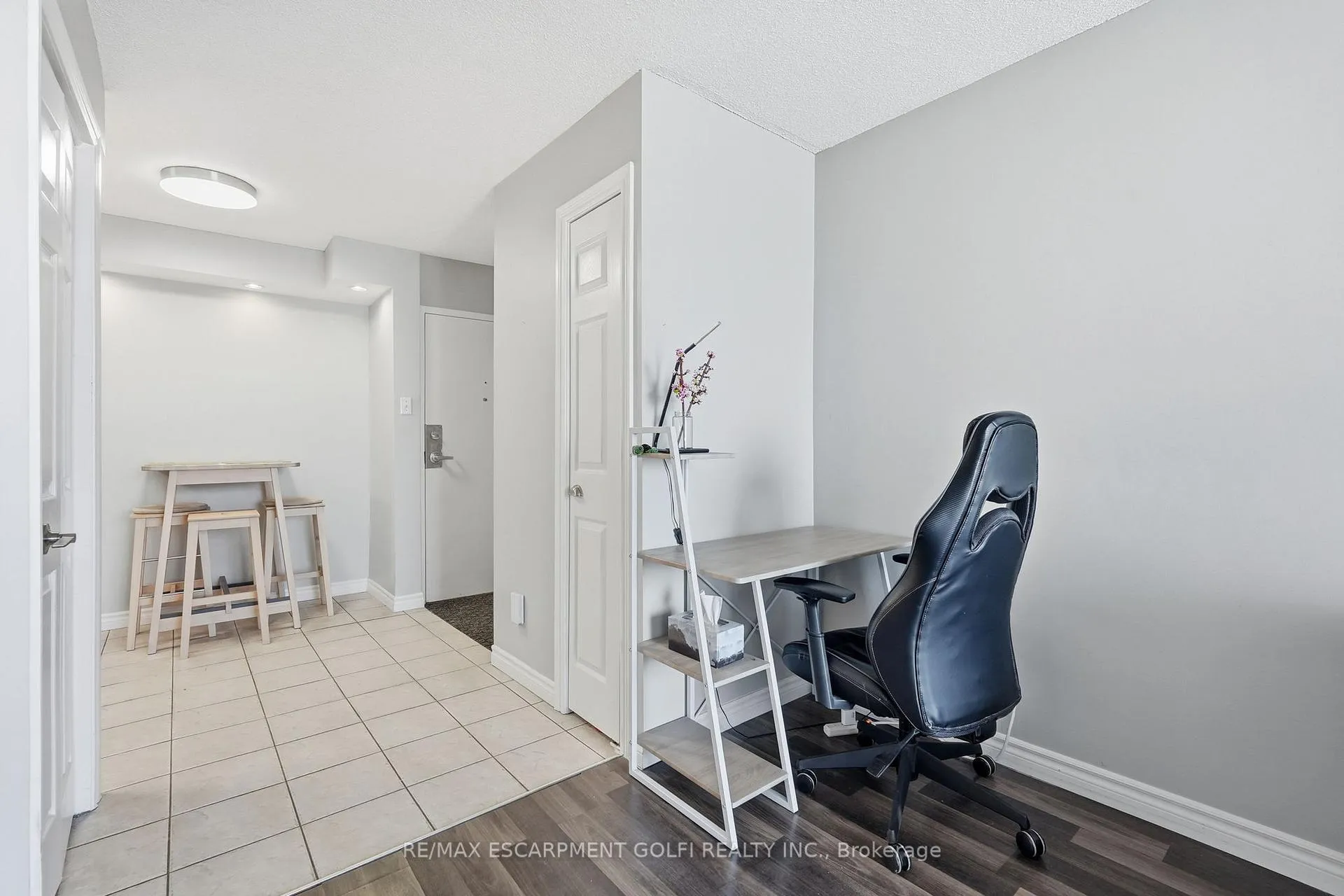 Photo 16 of Unit 505, 30 Summit Avenue, Hamilton, Eastmount — HOMEH