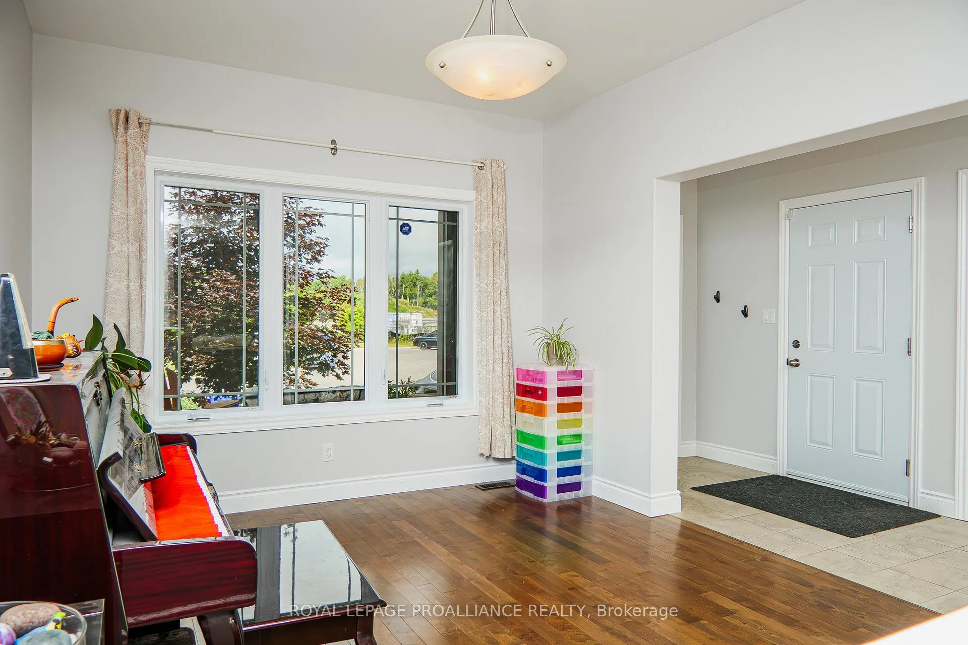 Photo 10 of 14 Pier Drive, Brighton — HOMEH