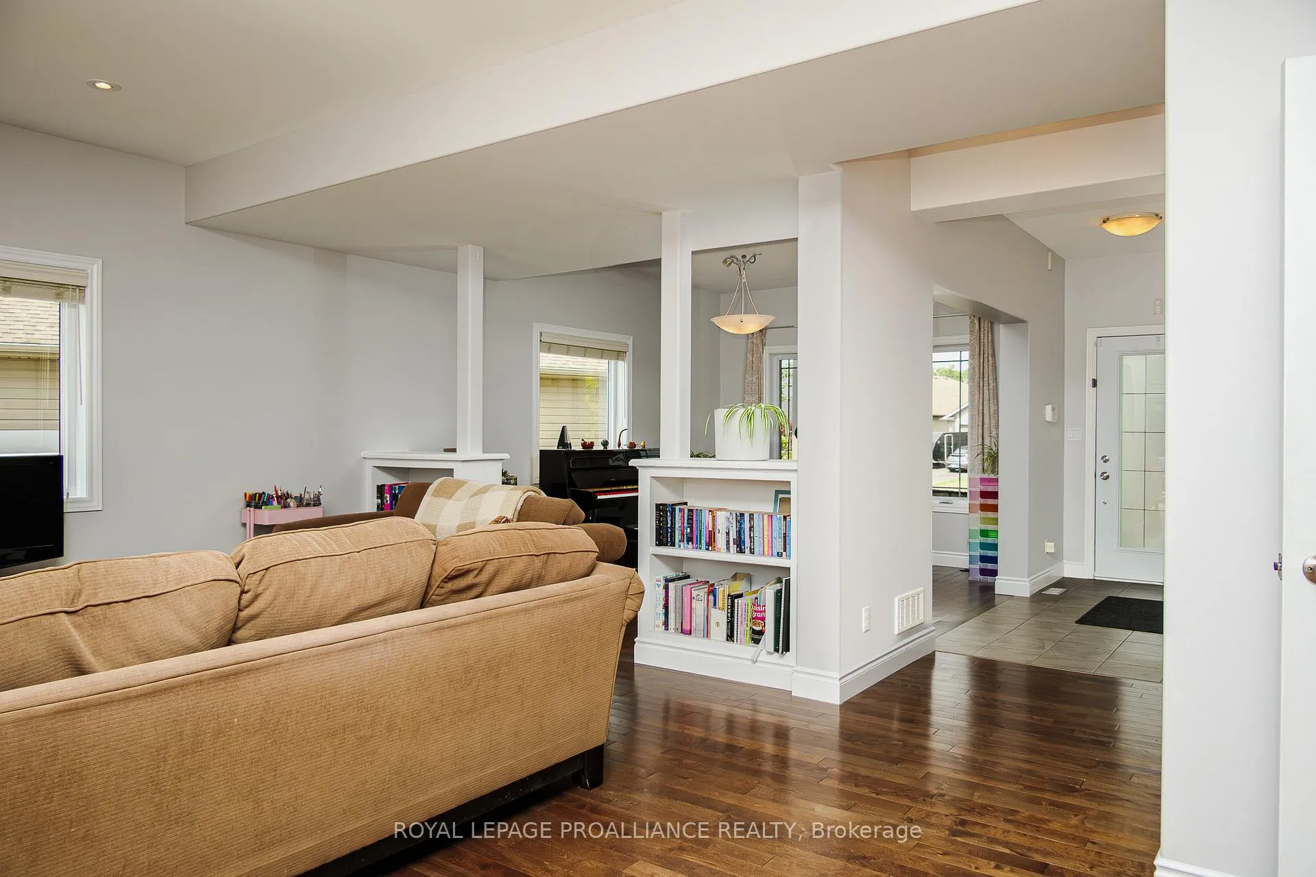 Photo 12 of 14 Pier Drive, Brighton — HOMEH