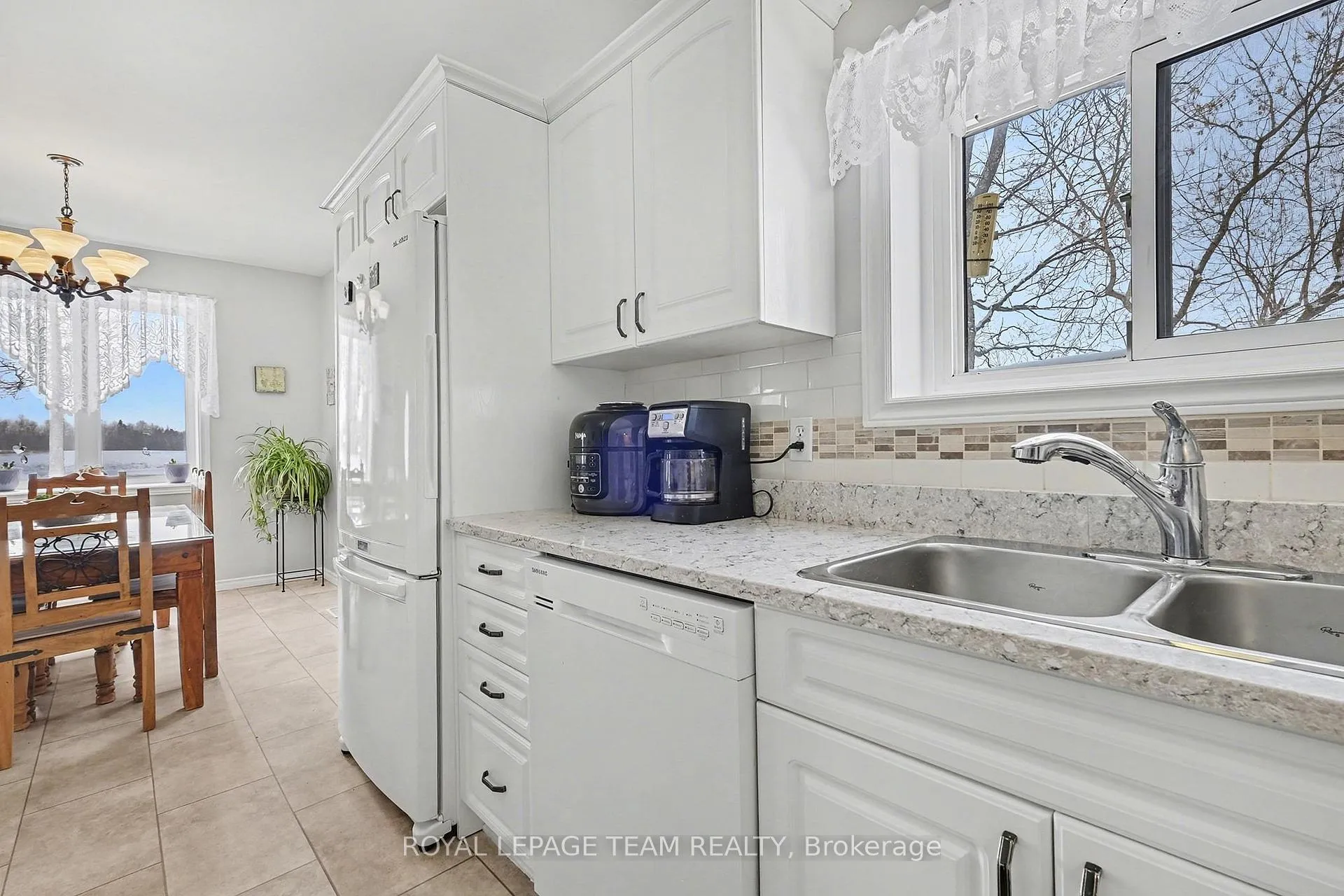 Photo 7 of 15197 Concession 1-2 Road, North Stormont, North Stormont (Finch) Twp — HOMEH