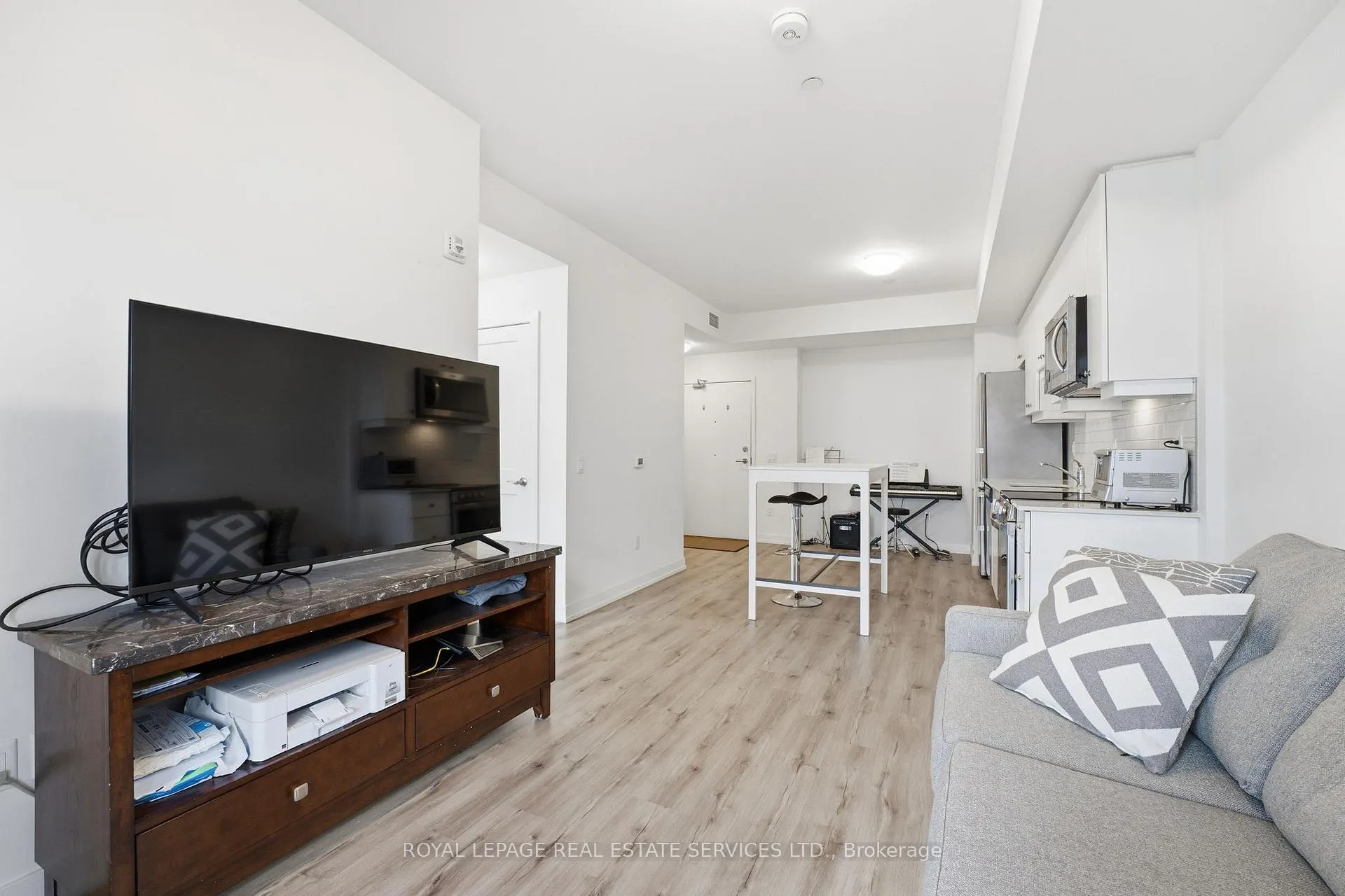 Photo 16 of Unit 308, 243 Northfield Drive E, Waterloo, Colonial Acres — HOMEH