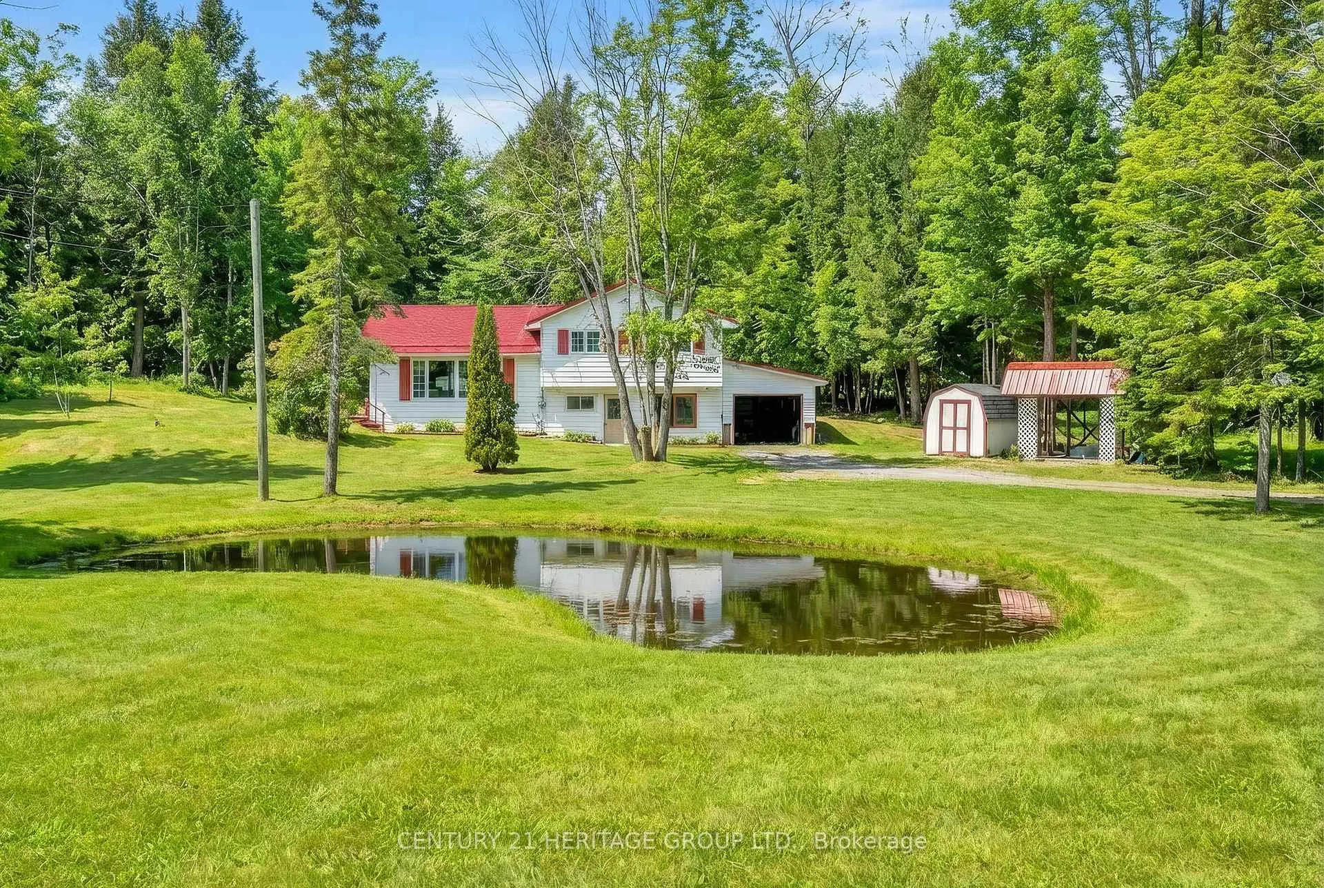 Photo 2 of 1715 Highway 118 E, Bracebridge, Draper — HOMEH