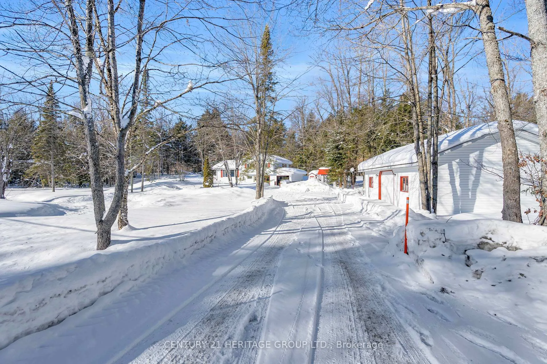 Photo 7 of 1715 Highway 118 E, Bracebridge, Draper — HOMEH