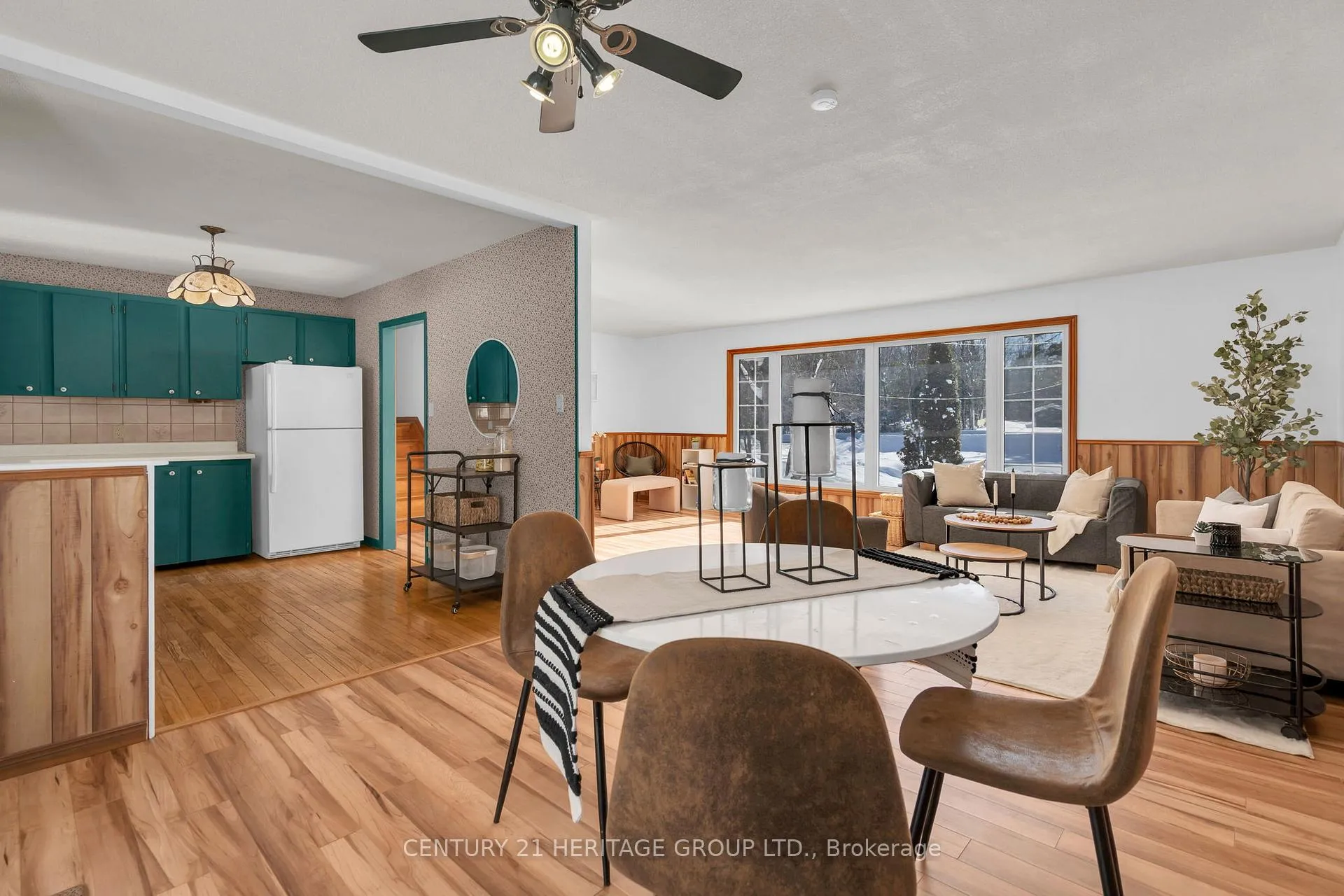 Photo 22 of 1715 Highway 118 E, Bracebridge, Draper — HOMEH