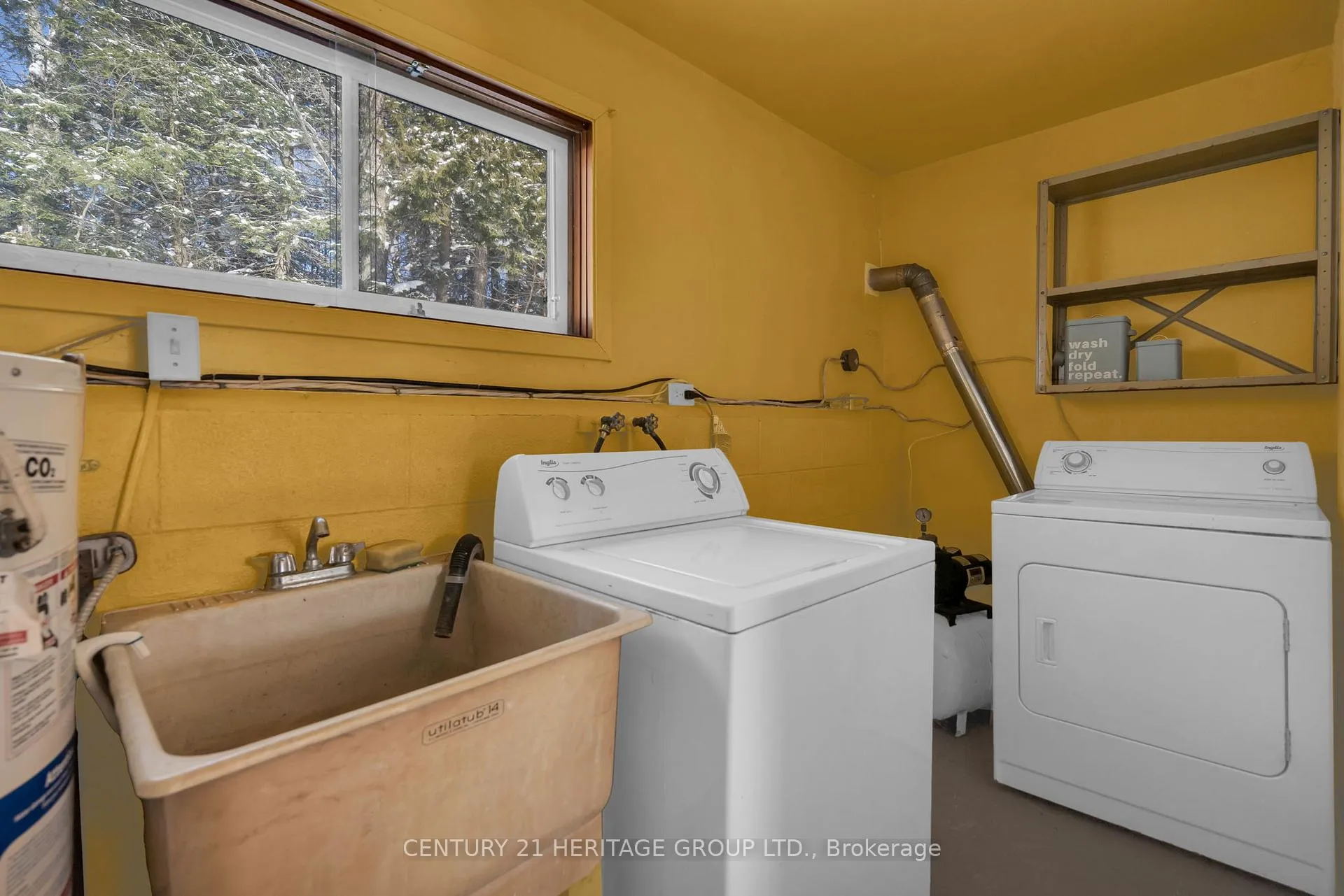 Photo 43 of 1715 Highway 118 E, Bracebridge, Draper — HOMEH