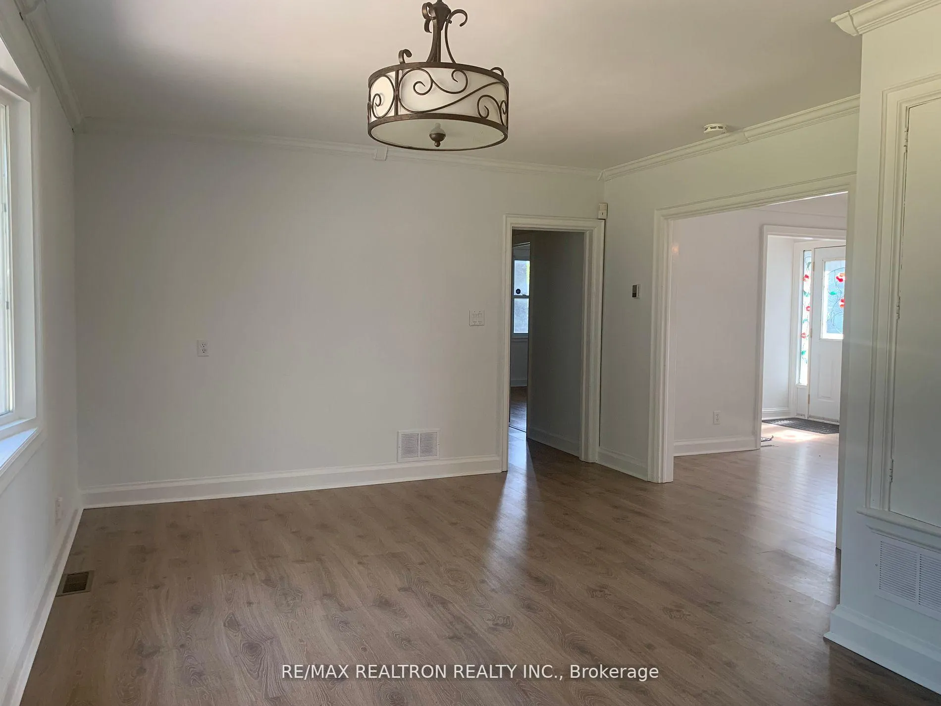 Photo 6 of 167 Lloyminn Avenue E, Hamilton, Ancaster — HOMEH