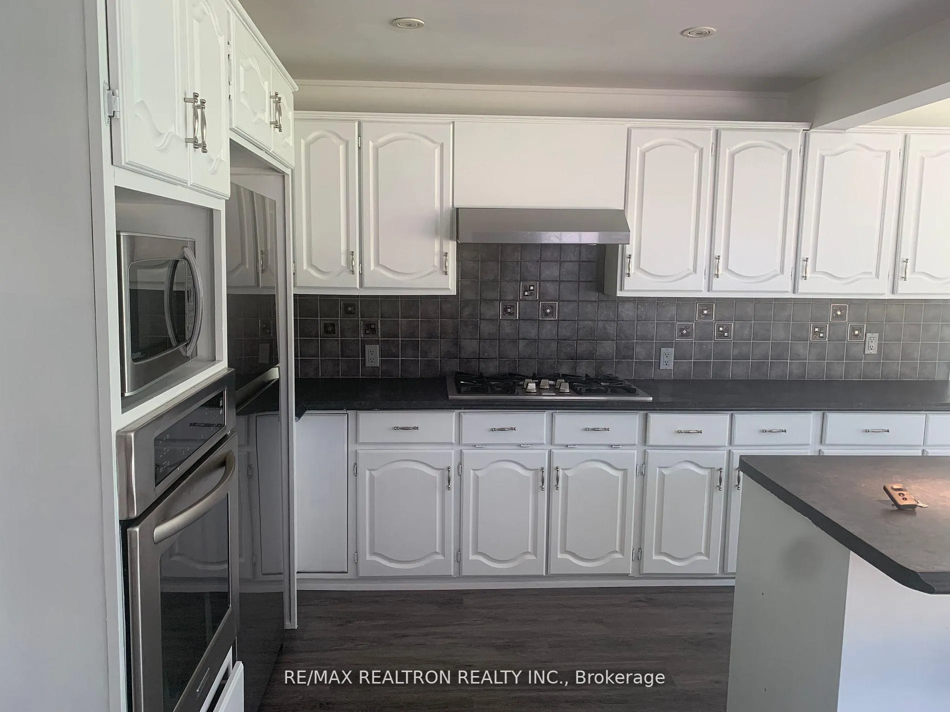 Photo 7 of 167 Lloyminn Avenue E, Hamilton, Ancaster — HOMEH