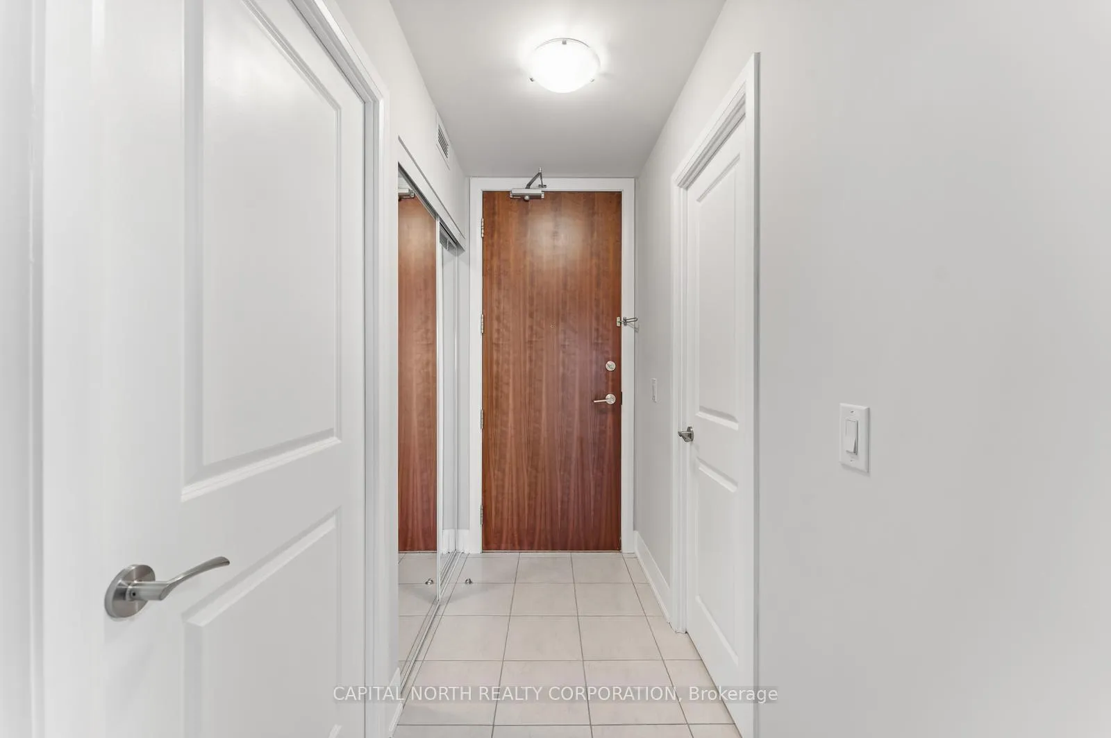 Photo 7 of Unit 606, 4700 Highway 7, Vaughan, East Woodbridge — HOMEH
