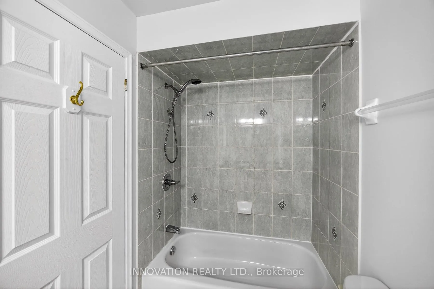 Photo 32 of 966 Goose River Avenue, Ottawa, Riverside South/Gloucester Glen — HOMEH