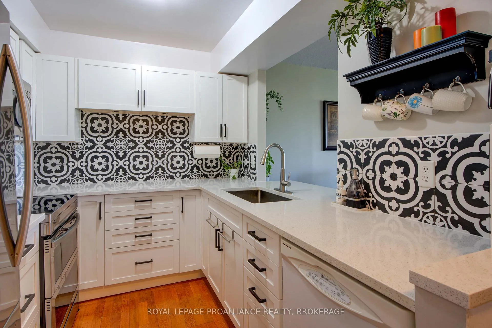 Photo 13 of Unit 609, 675 Davis Drive, Kingston, East Gardiners Rd — HOMEH