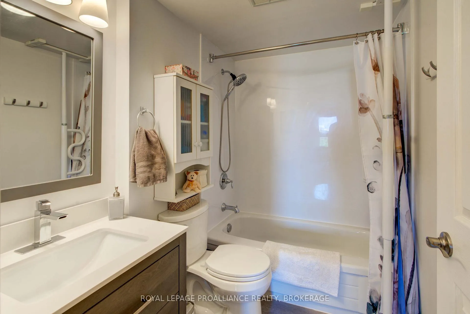 Photo 32 of Unit 609, 675 Davis Drive, Kingston, East Gardiners Rd — HOMEH