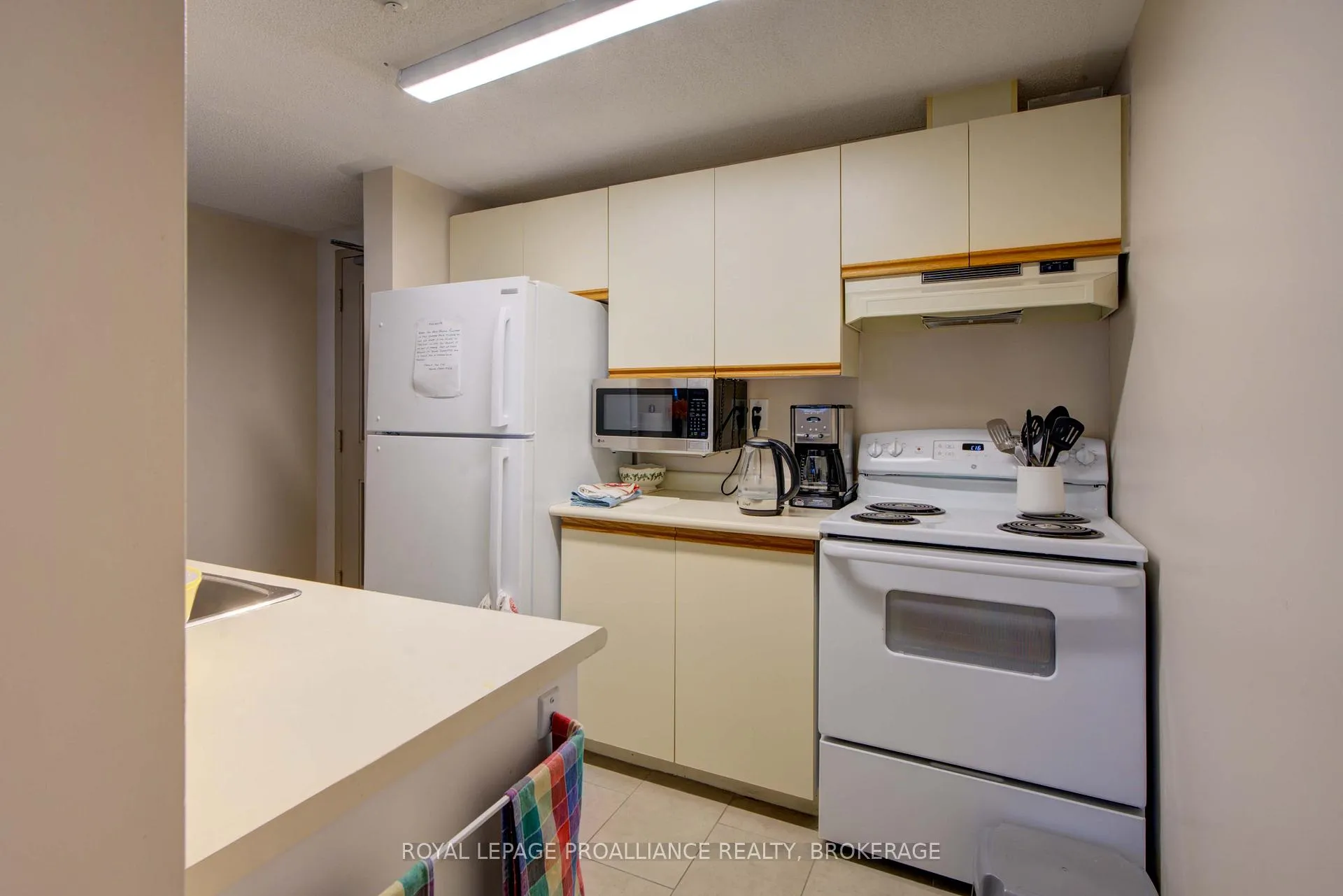 Photo 37 of Unit 609, 675 Davis Drive, Kingston, East Gardiners Rd — HOMEH