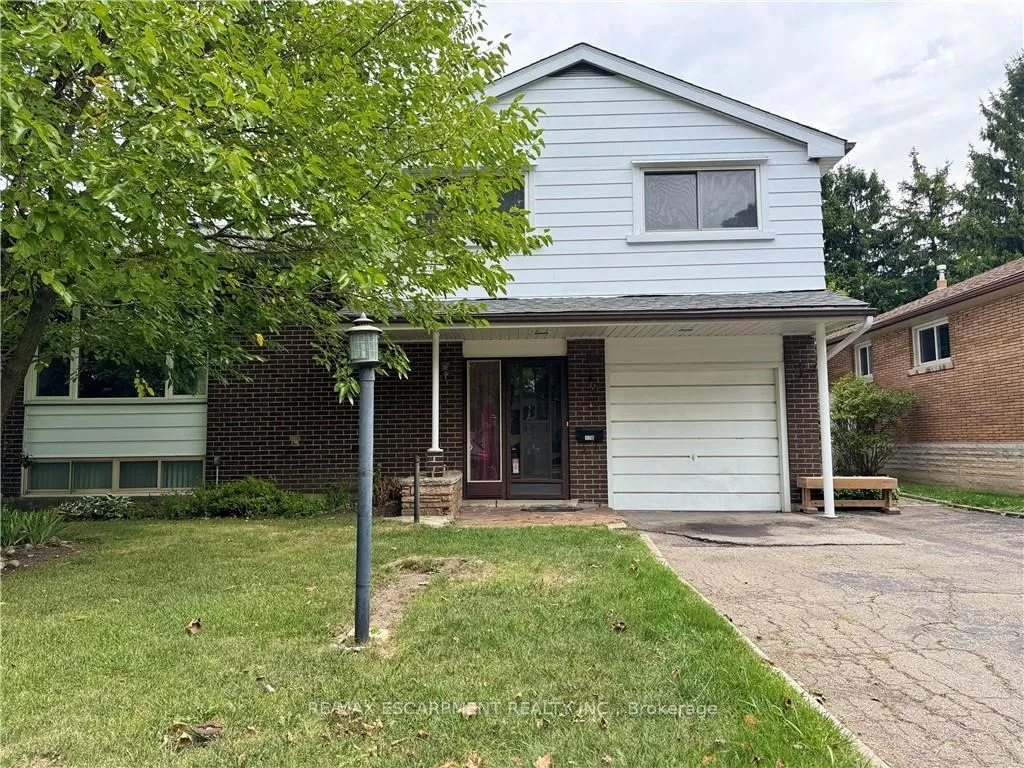 Photo 2 of 176 Laurier Avenue, Hamilton, Buchanan — HOMEH