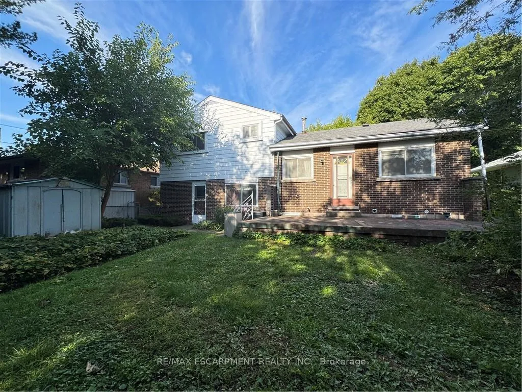 Photo 17 of 176 Laurier Avenue, Hamilton, Buchanan — HOMEH