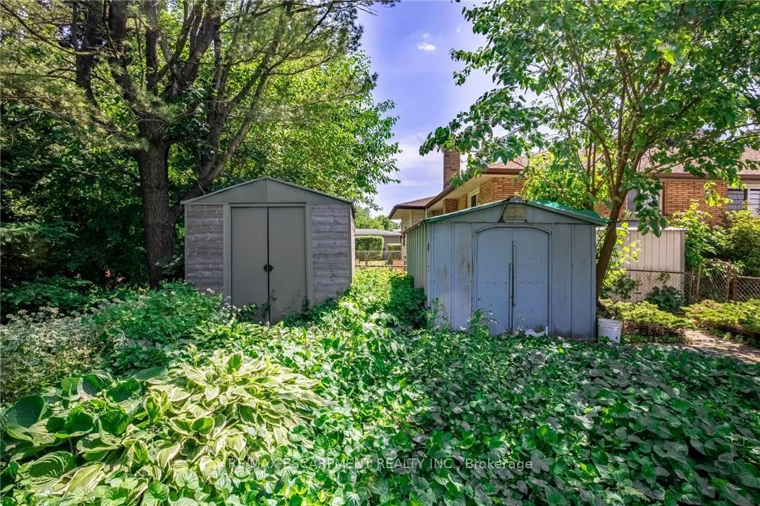 Photo 18 of 176 Laurier Avenue, Hamilton, Buchanan — HOMEH