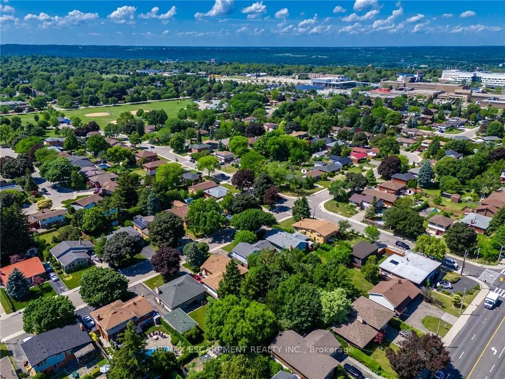 Photo 19 of 176 Laurier Avenue, Hamilton, Buchanan — HOMEH