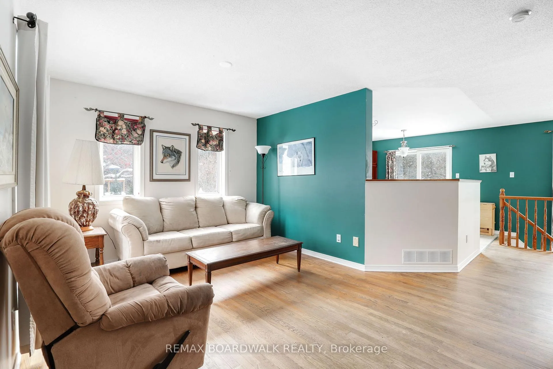 Photo 5 of 91 Whalings Circle SW, Ottawa, Stittsville (Central) — HOMEH