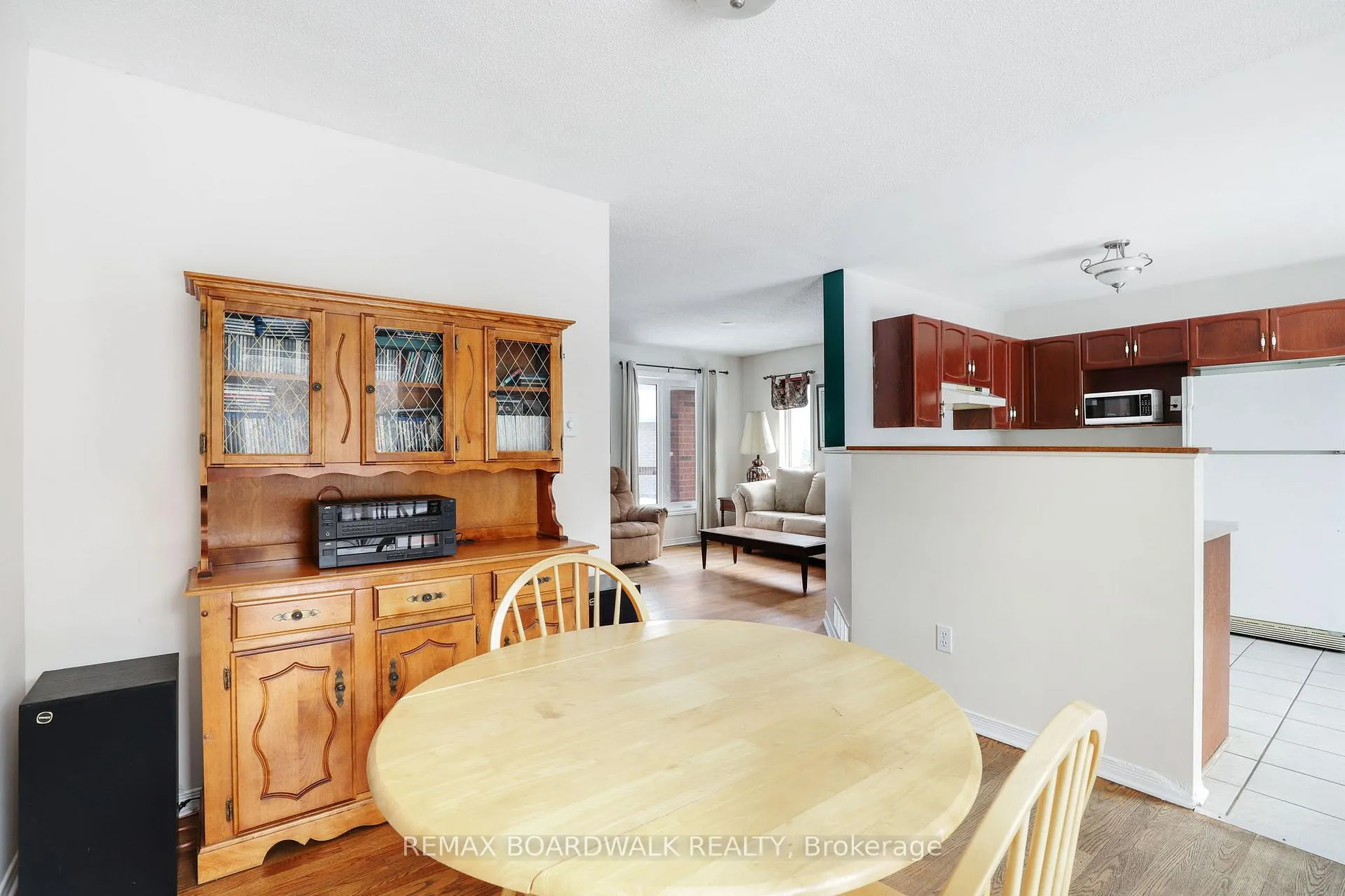 Photo 10 of 91 Whalings Circle SW, Ottawa, Stittsville (Central) — HOMEH