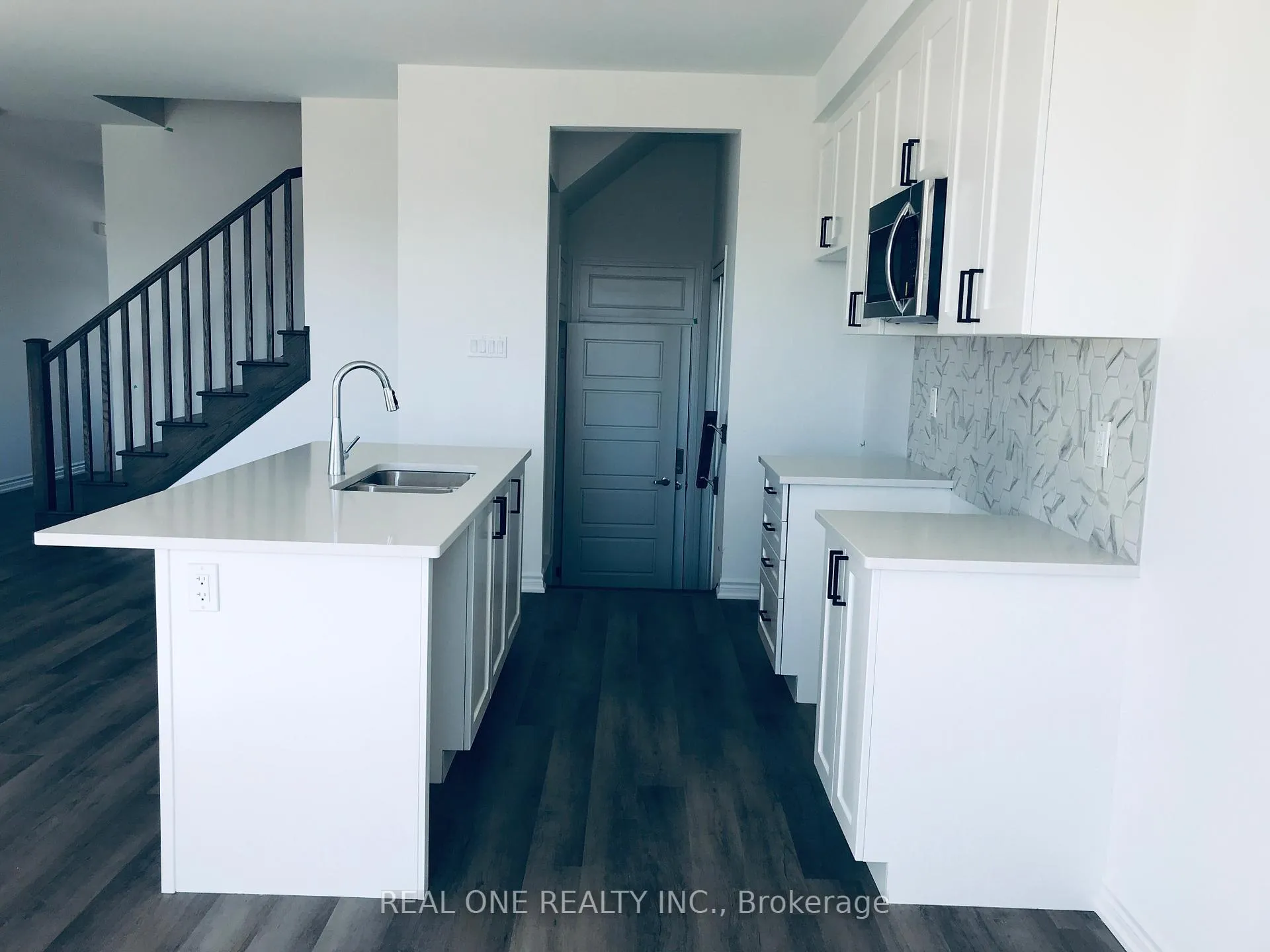 Photo 7 of 62 Forestwalk Street, Kitchener — HOMEH