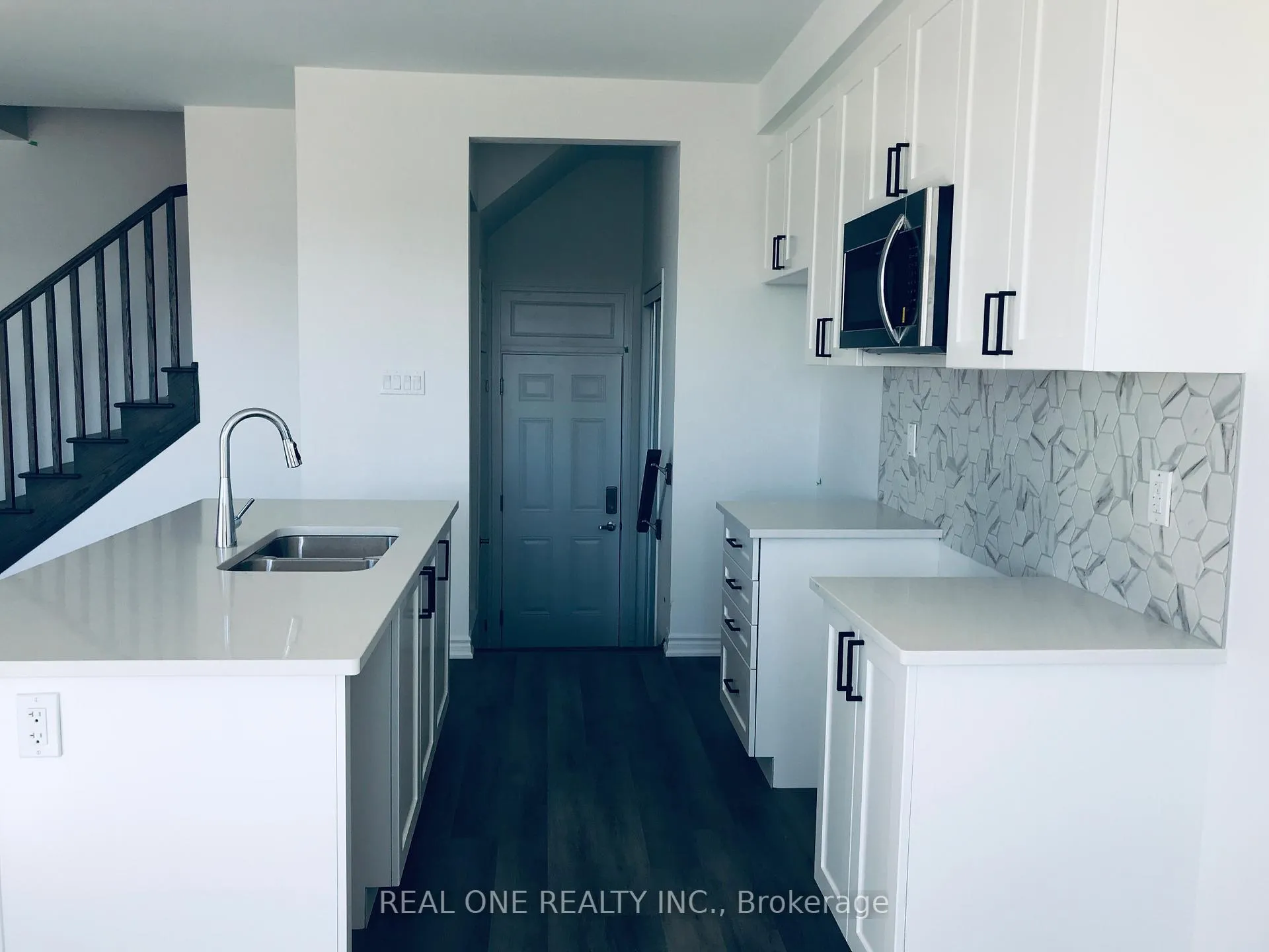 Photo 10 of 62 Forestwalk Street, Kitchener — HOMEH