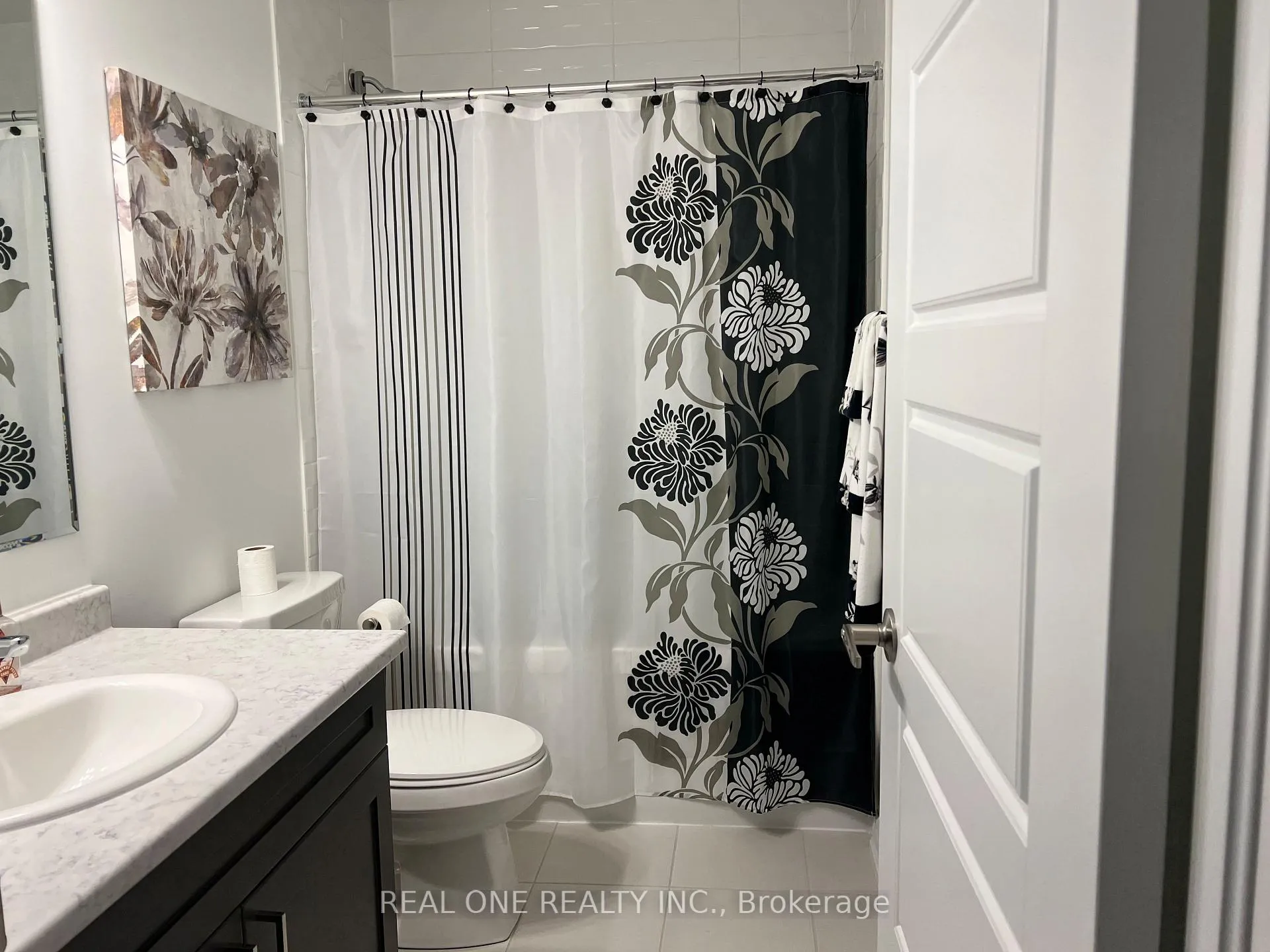 Photo 17 of 62 Forestwalk Street, Kitchener — HOMEH