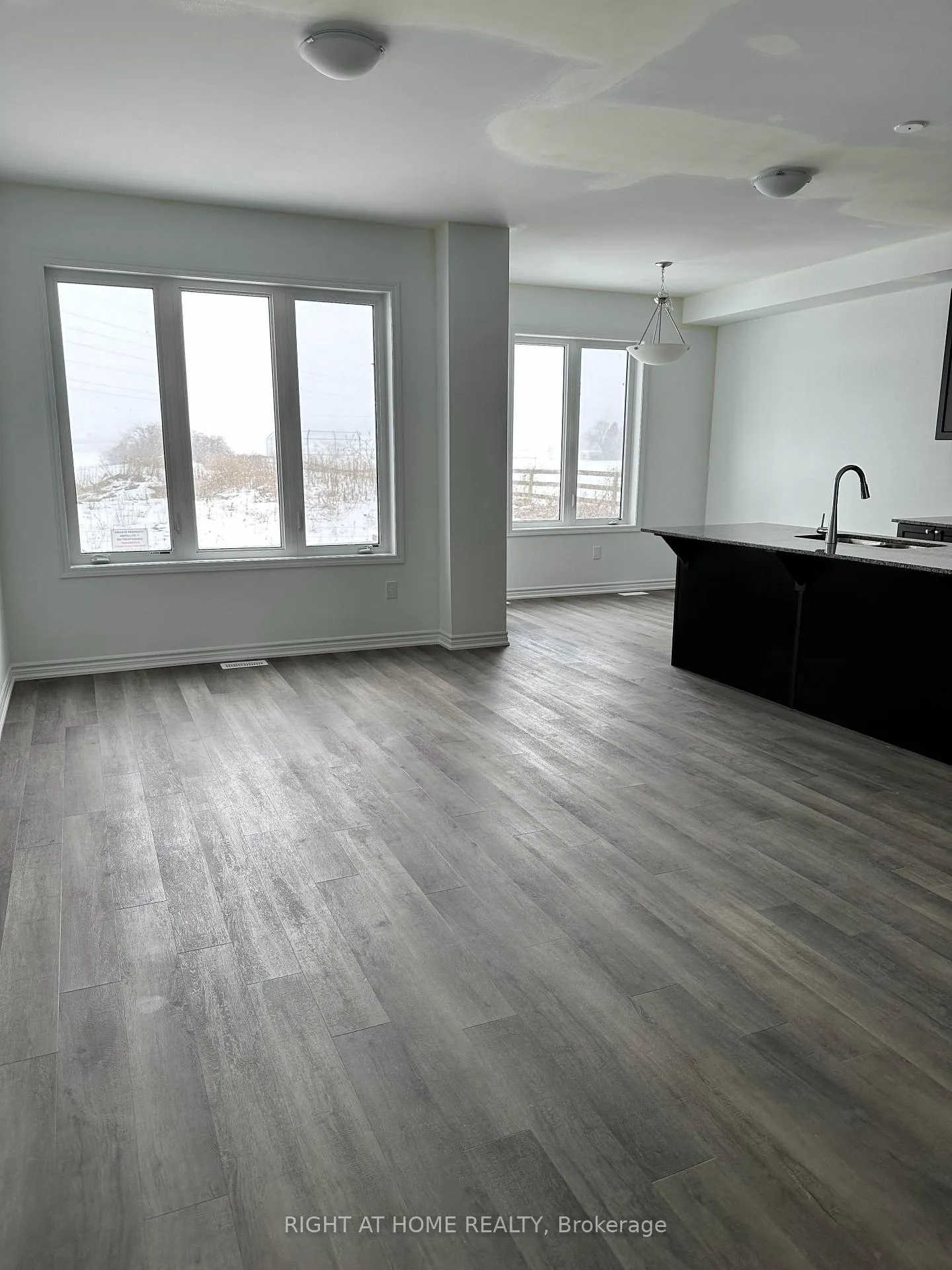Photo 3 of 56 Forestwalk Street, Kitchener — HOMEH