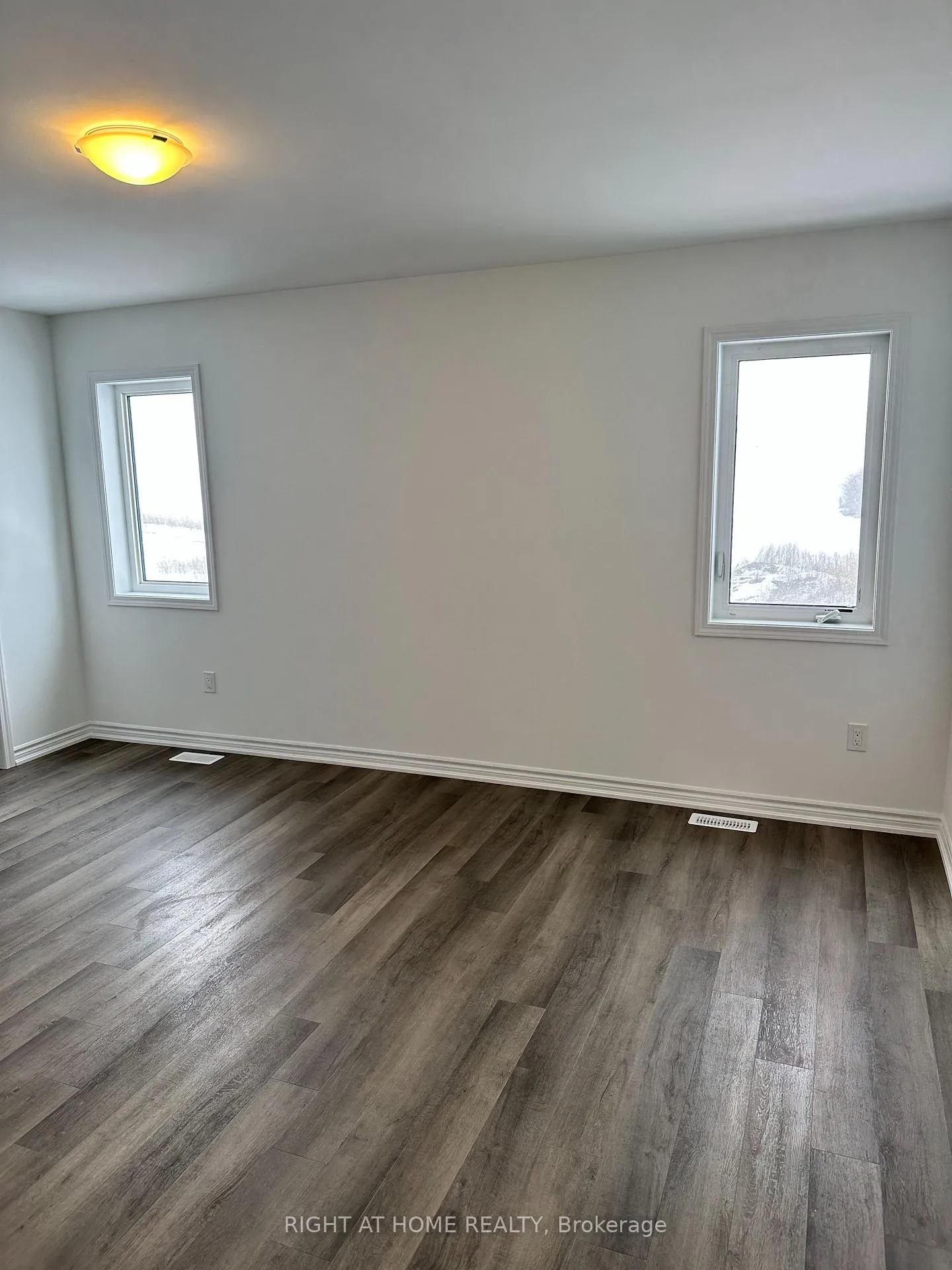 Photo 10 of 56 Forestwalk Street, Kitchener — HOMEH