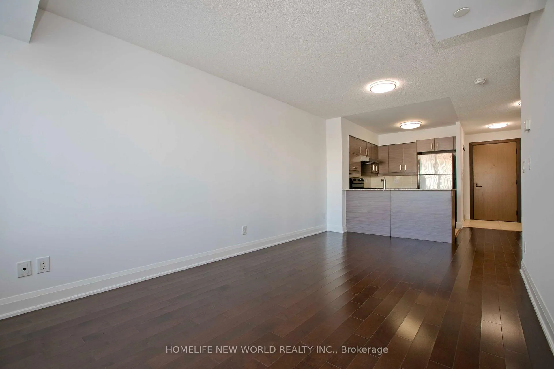 Photo 4 of Unit 905, 8200 Birchmount Road, Markham, Unionville — HOMEH