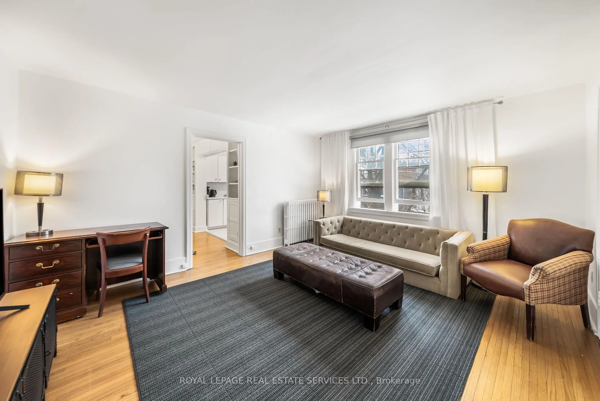 Photo 4 of 28 Macpherson Avenue, Toronto, The Annex — HOMEH