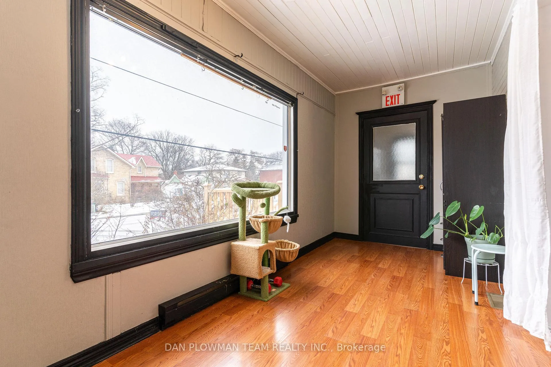 Photo 3 of 62 Park Road S, Oshawa, Vanier — HOMEH