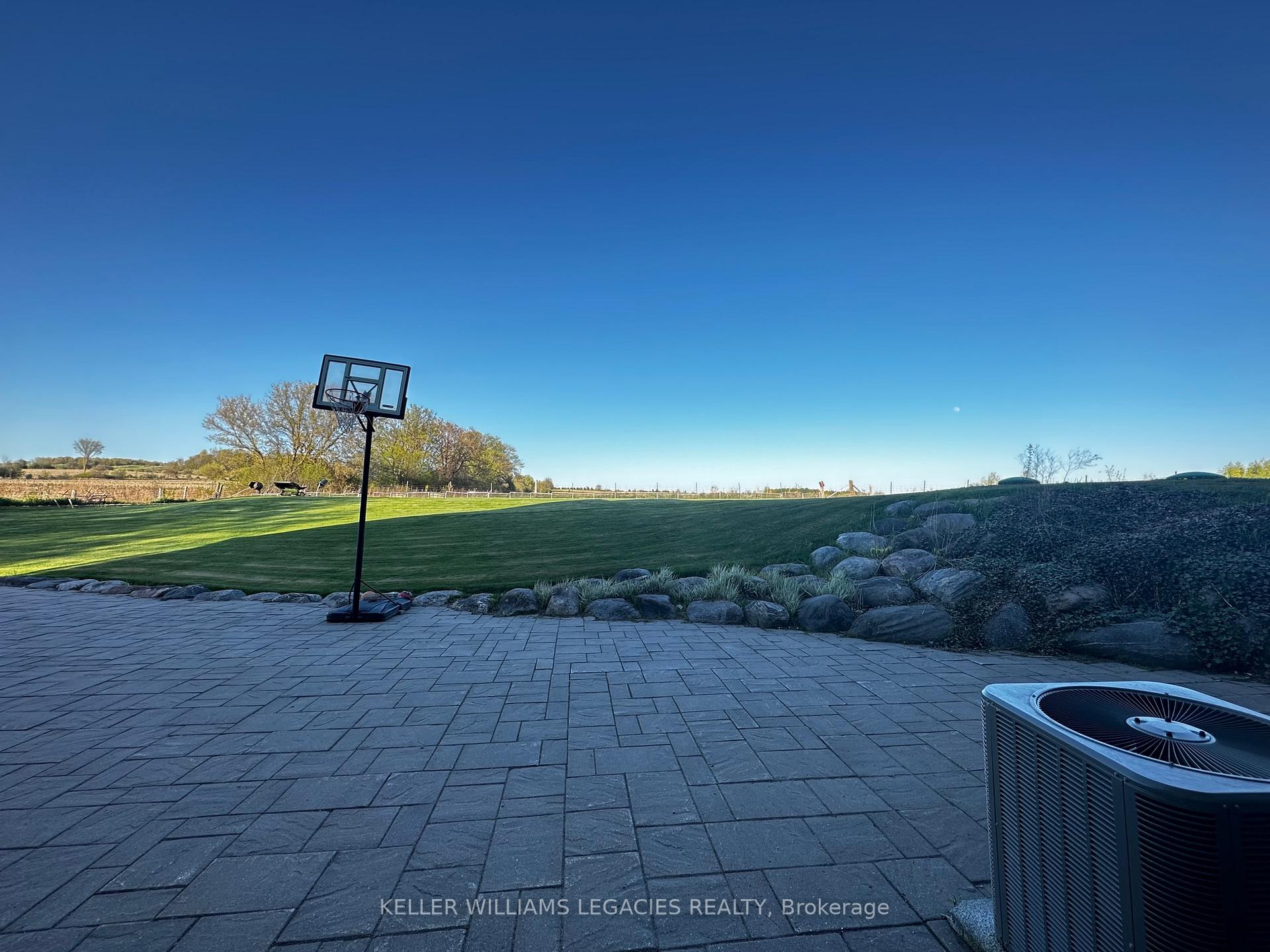 Photo 6 of 12555 10th Concession Road, King, Rural King — HOMEH