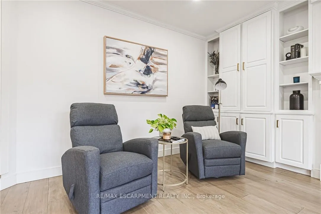 Photo 18 of 6 Windmill Place, Hamilton, Dundas — HOMEH
