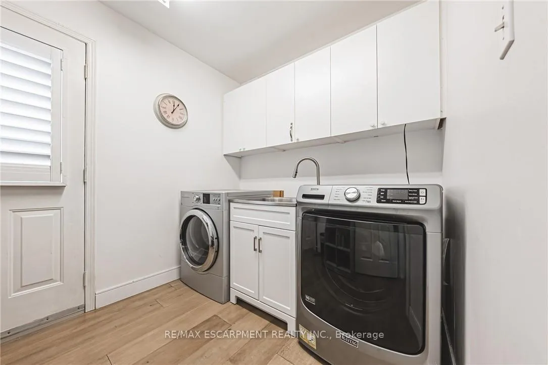 Photo 25 of 6 Windmill Place, Hamilton, Dundas — HOMEH