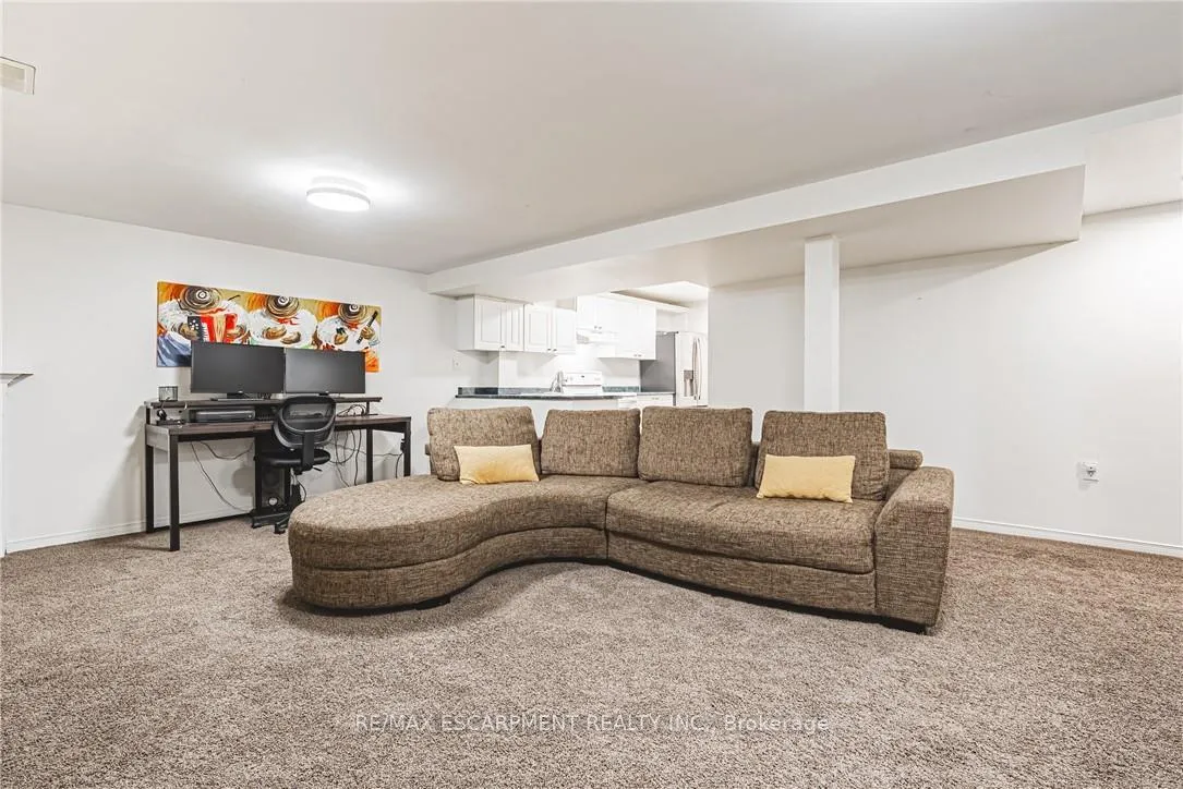 Photo 36 of 6 Windmill Place, Hamilton, Dundas — HOMEH