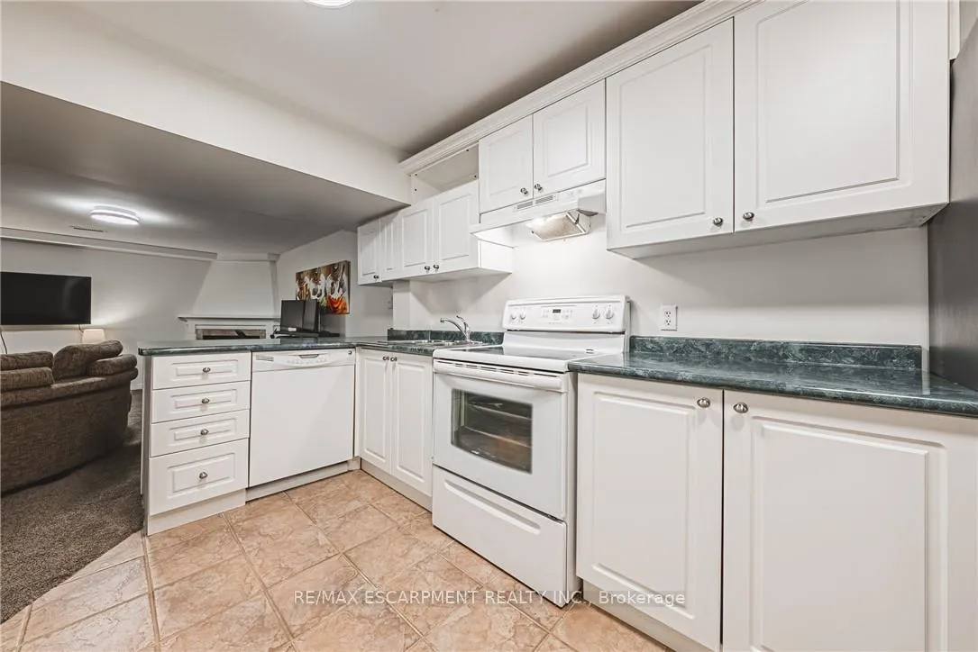 Photo 41 of 6 Windmill Place, Hamilton, Dundas — HOMEH