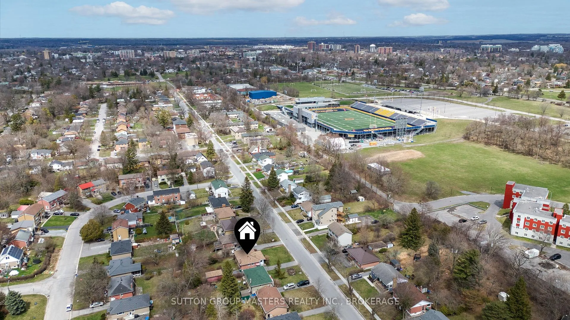 Photo 4 of 250 Yonge Street, Kingston, Central City West — HOMEH