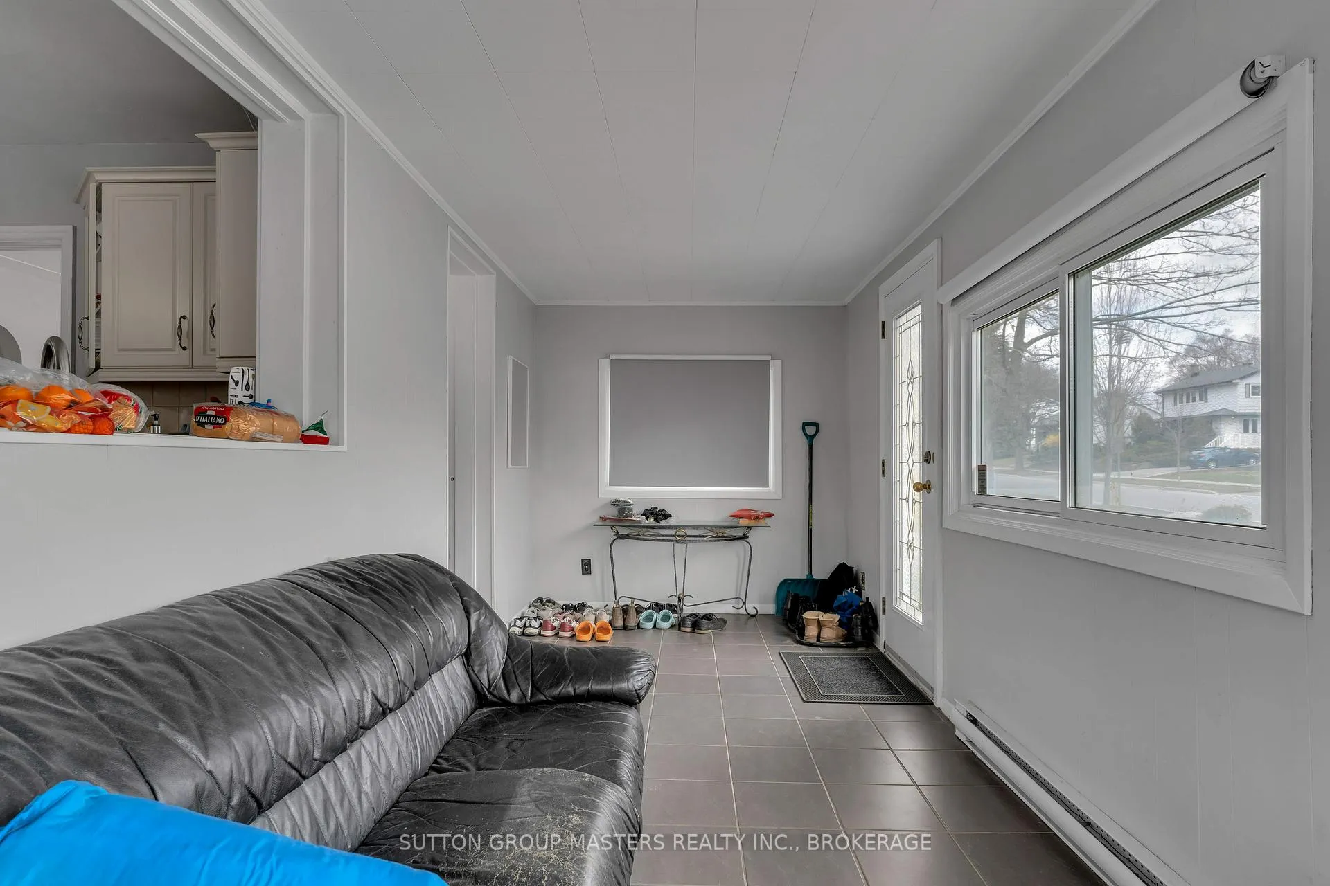 Photo 6 of 250 Yonge Street, Kingston, Central City West — HOMEH