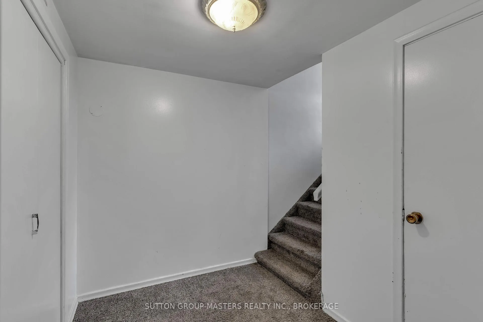 Photo 24 of 250 Yonge Street, Kingston, Central City West — HOMEH