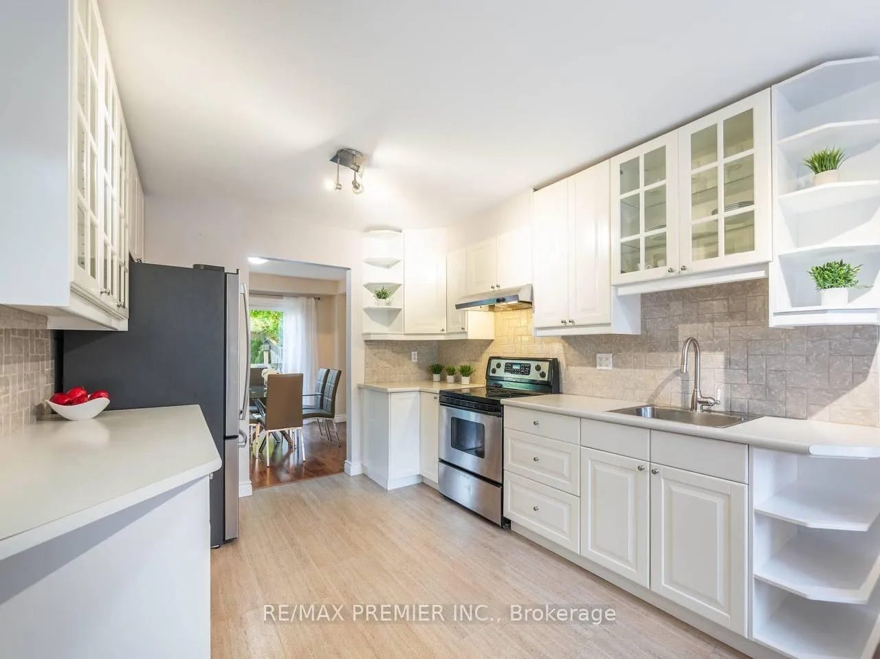 Photo 7 of 39 Ross Linton Drive, Aurora, Aurora Highlands — HOMEH