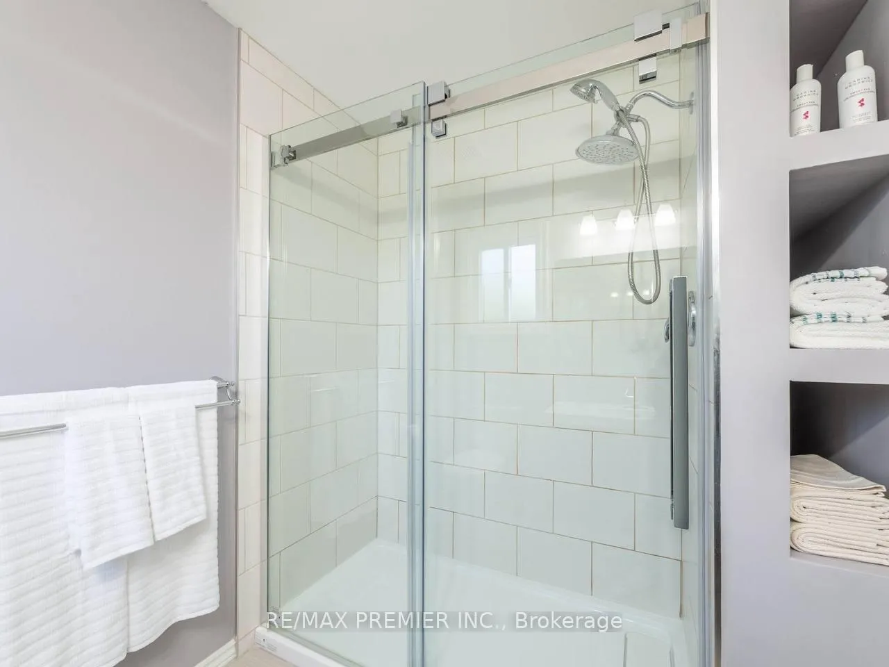 Photo 29 of 39 Ross Linton Drive, Aurora, Aurora Highlands — HOMEH