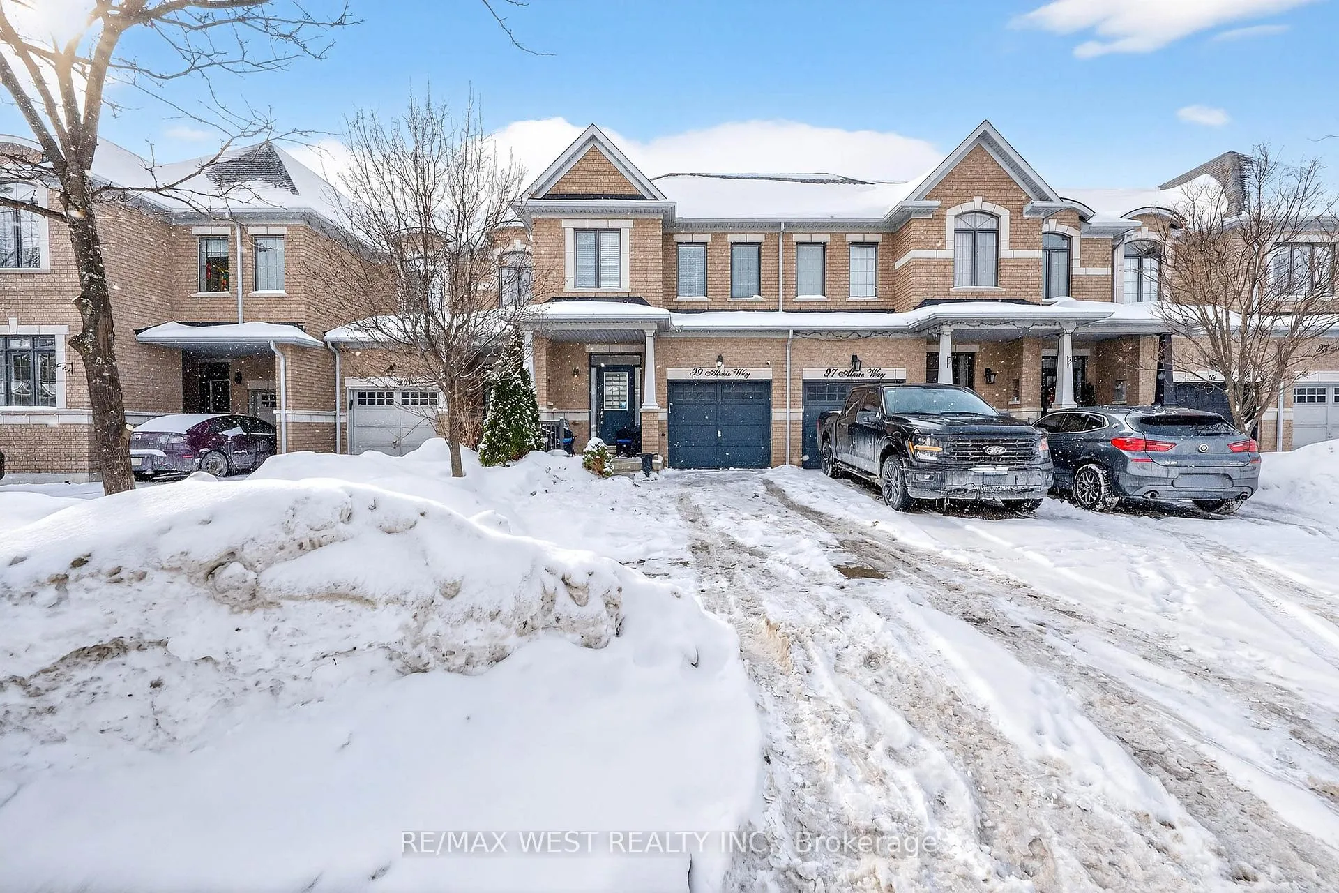 Photo 3 of 99 Alexie Way, Vaughan, Vellore Village — HOMEH